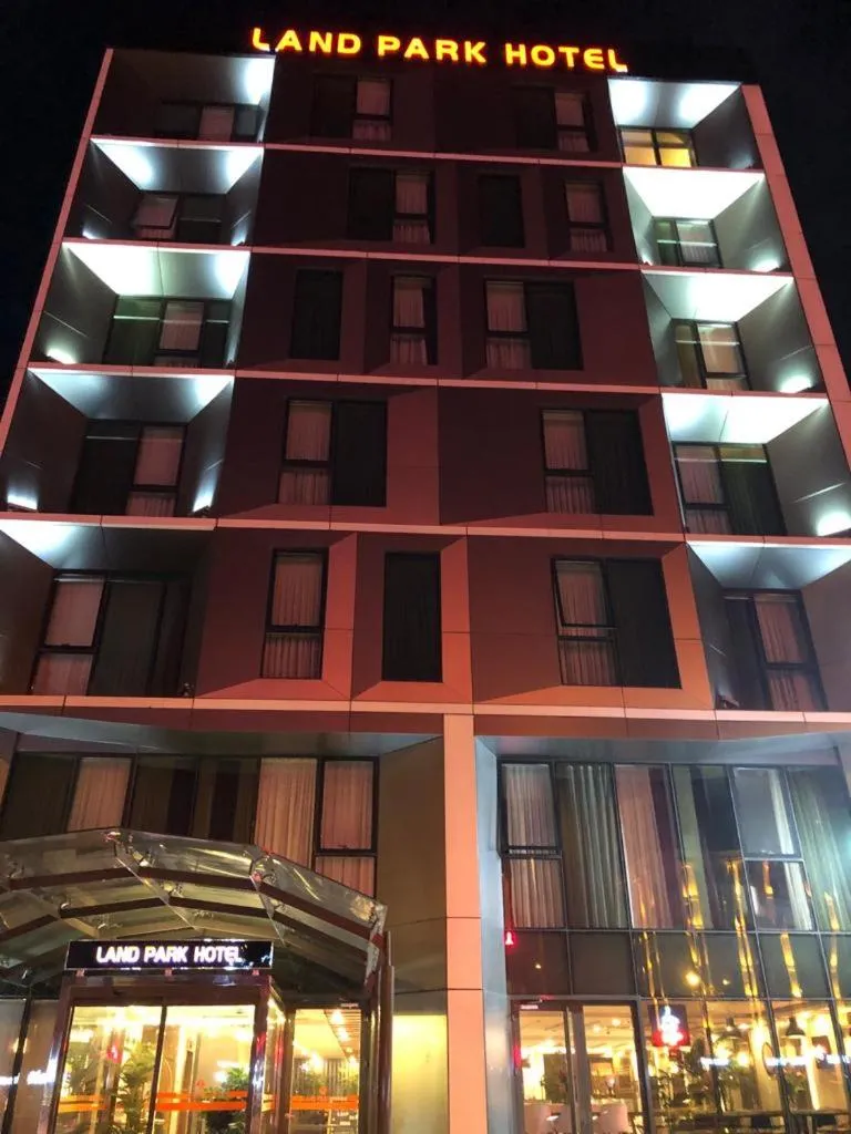 Property building in Land Park Hotel