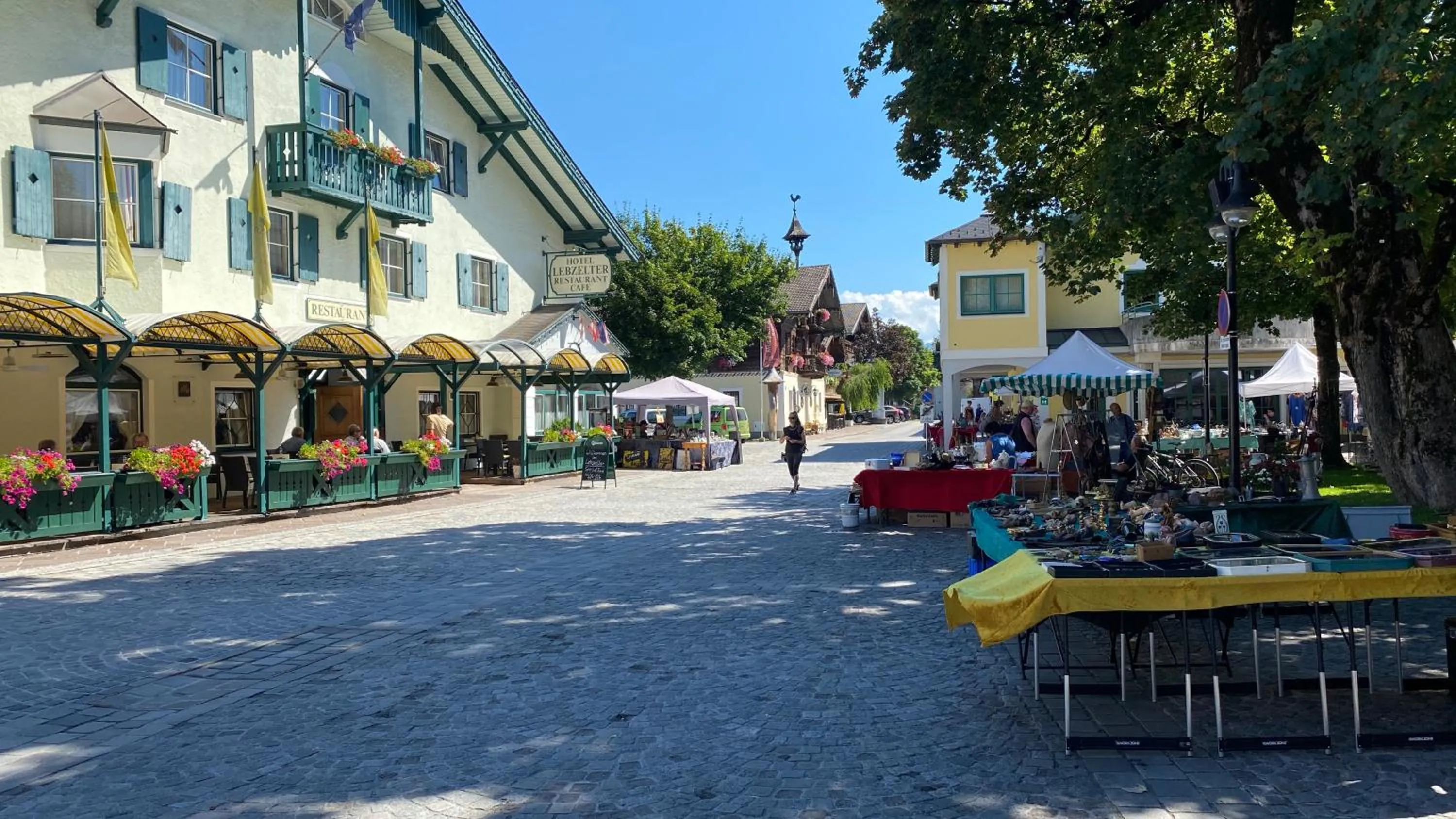 Property building in Hotel Restaurant Lebzelter