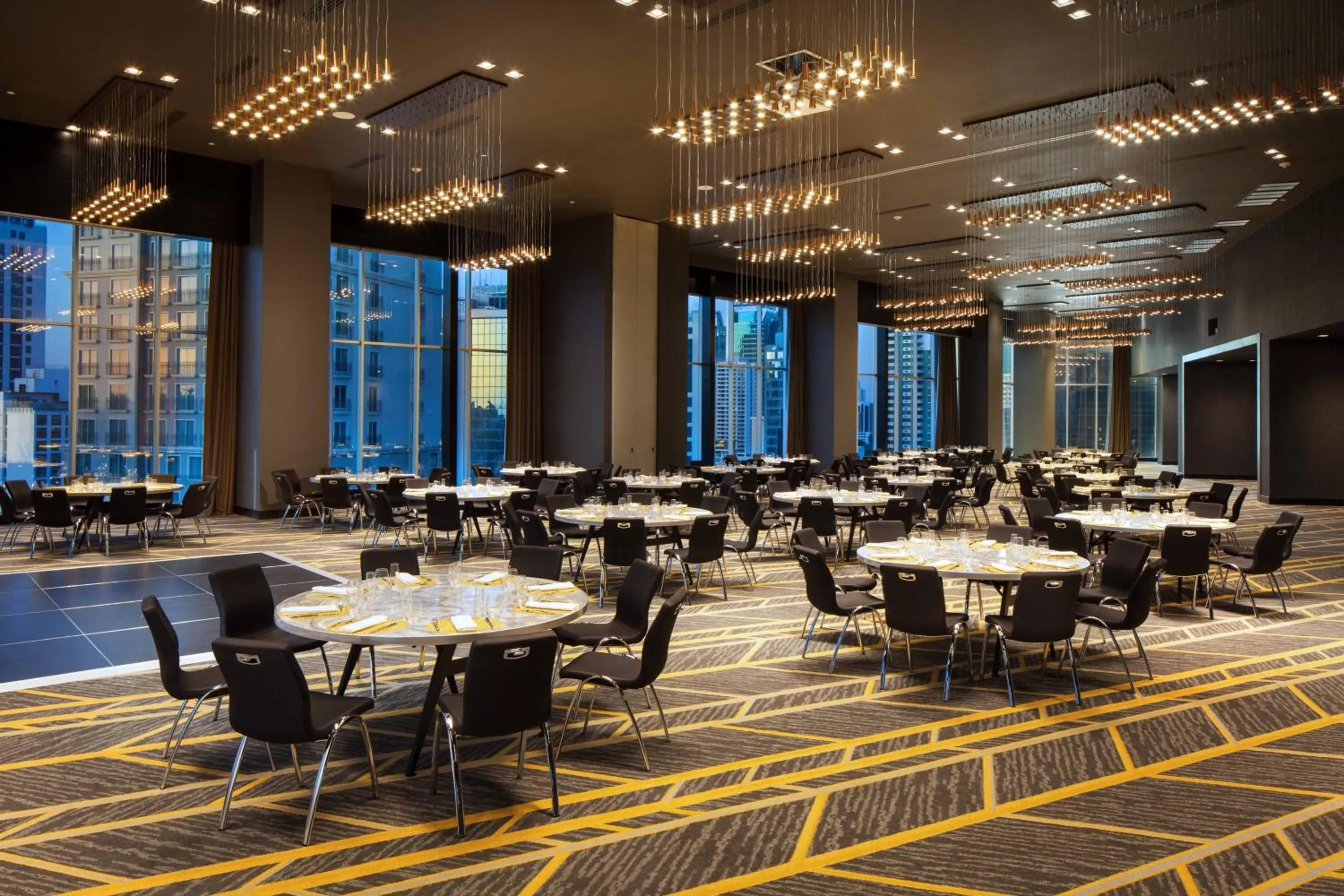 Meeting/conference room in W Panama