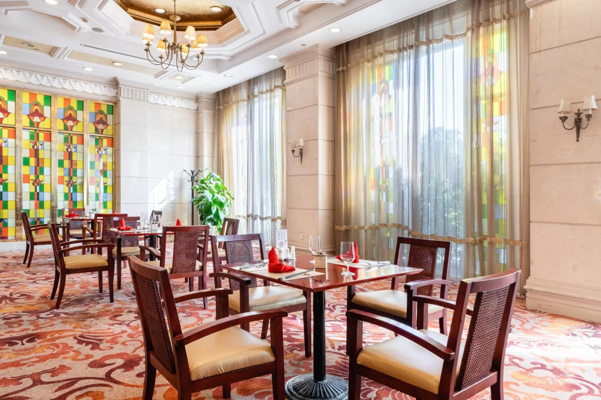 Restaurant/places to eat in Maritim Hotel Taicang Garden