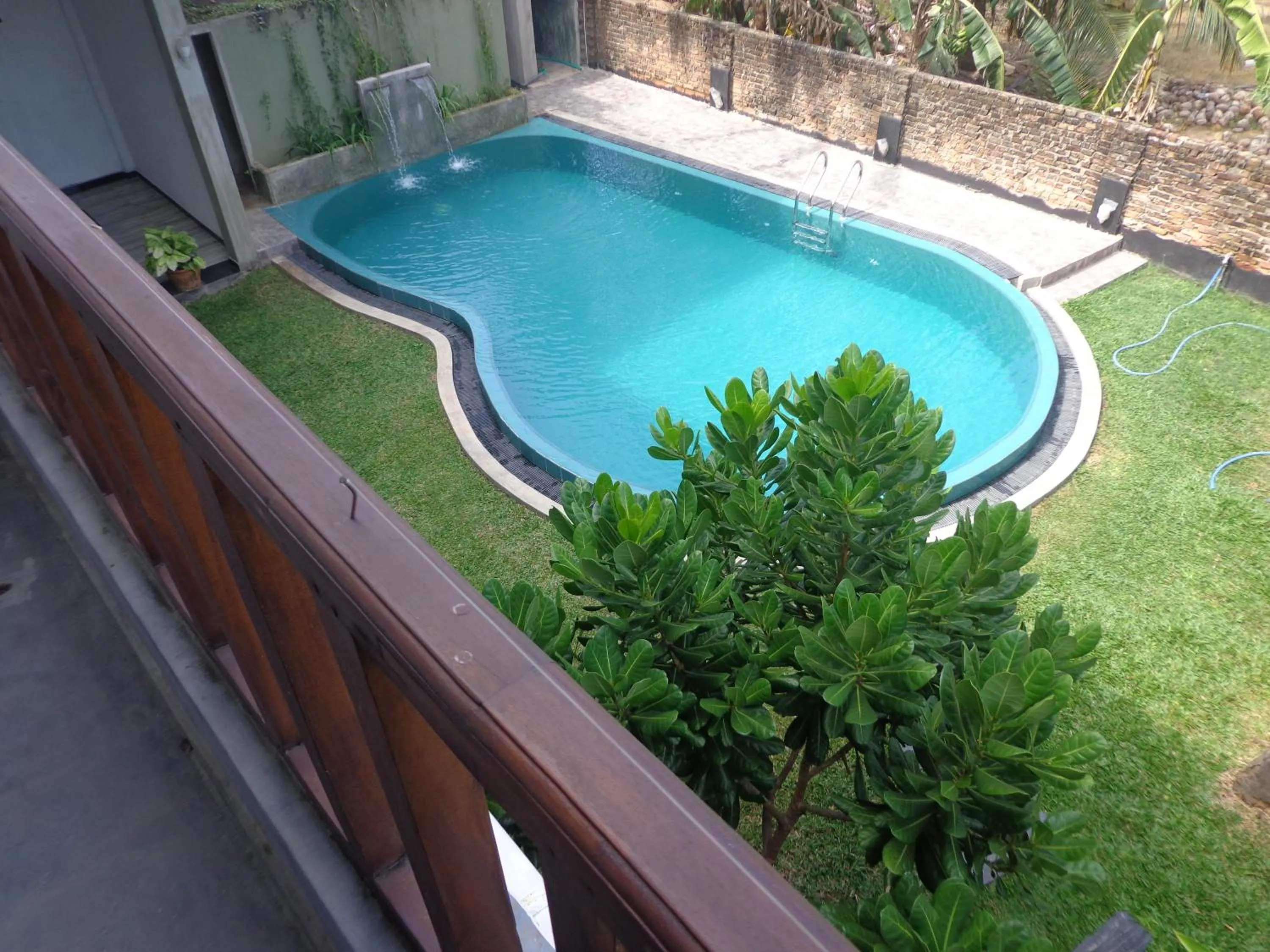 Pool view in Hotel Star White - Negombo