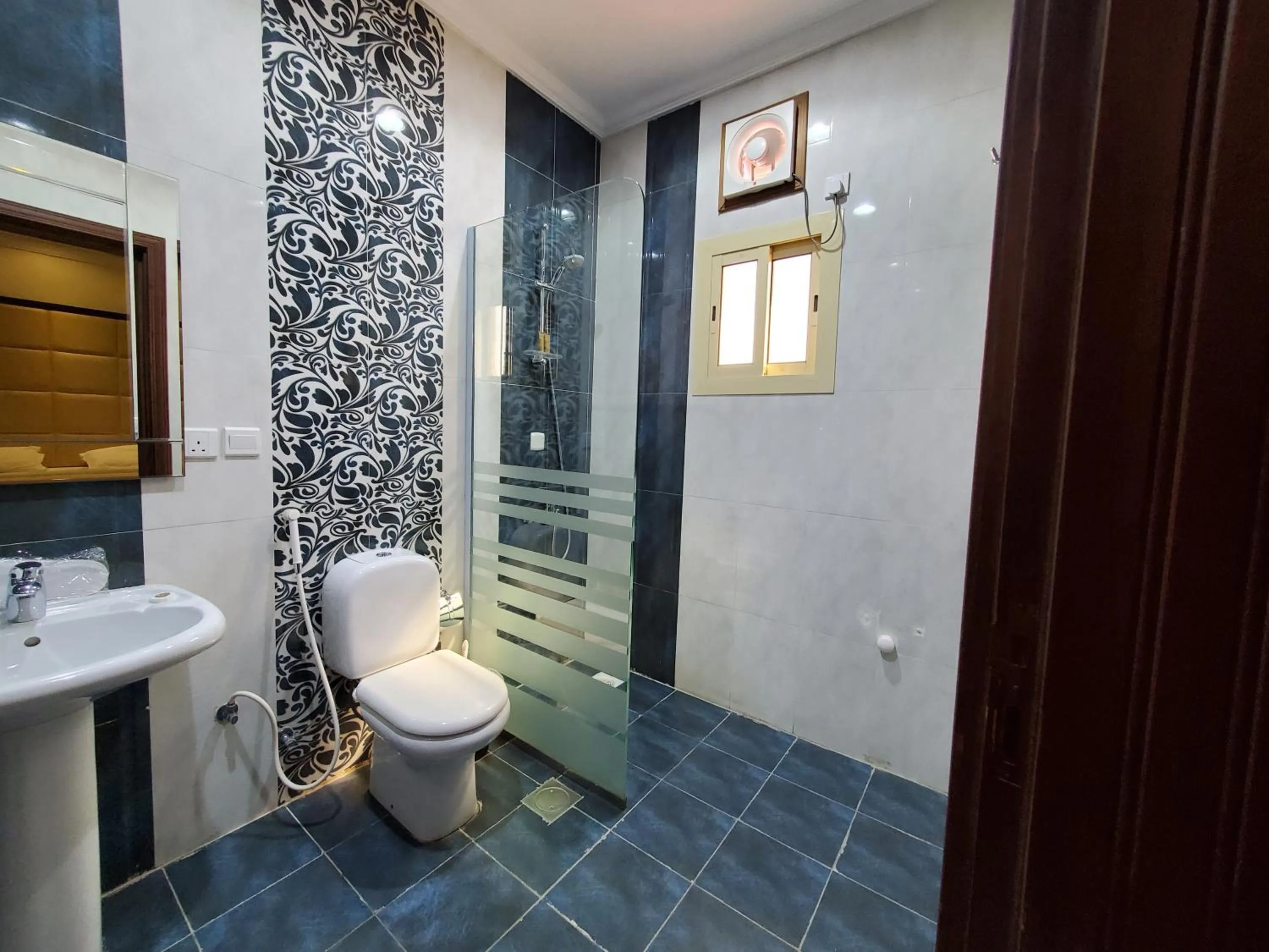 Quiet Dreams - Quraysh Branch