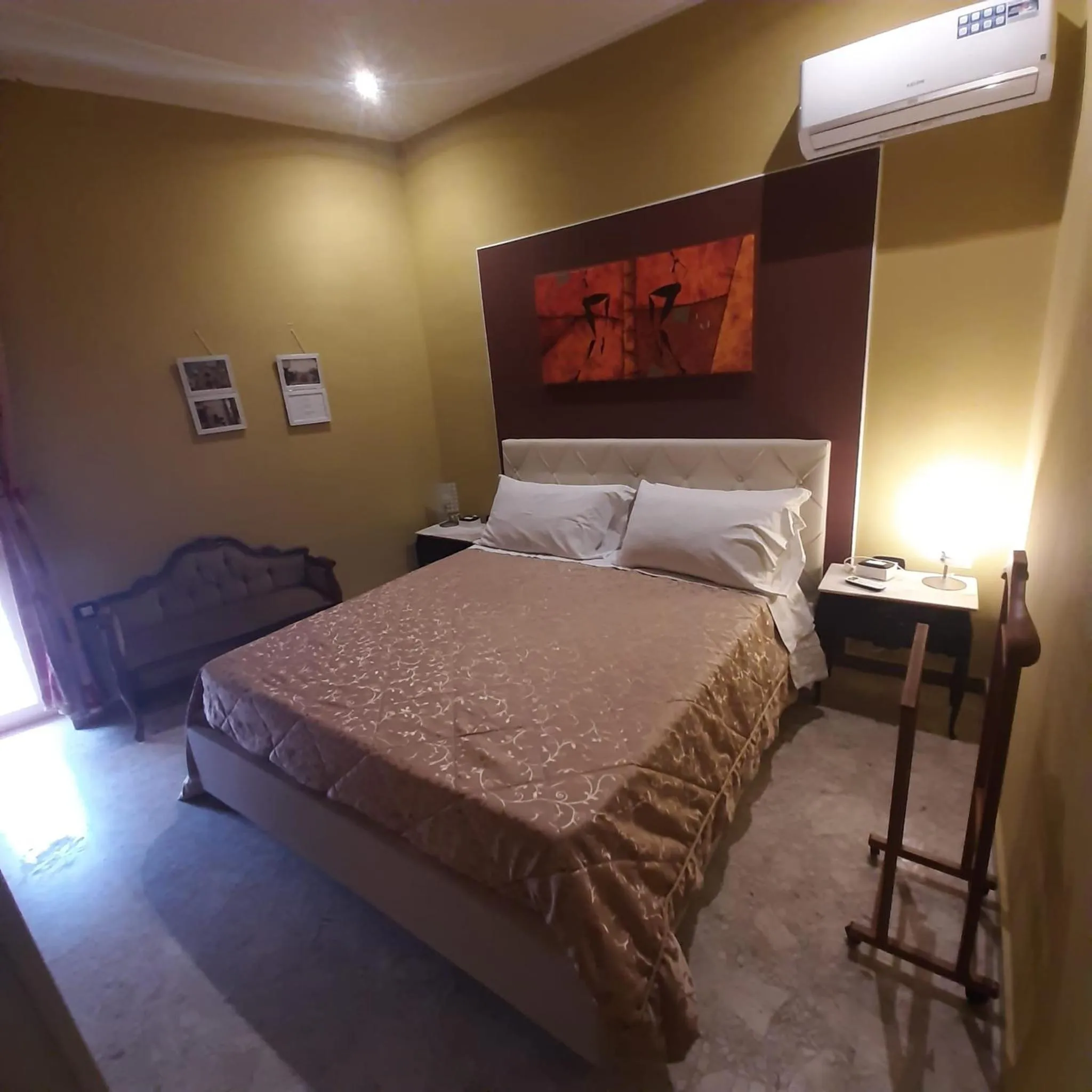 Photo of the whole room, Bed in B&B miccoli