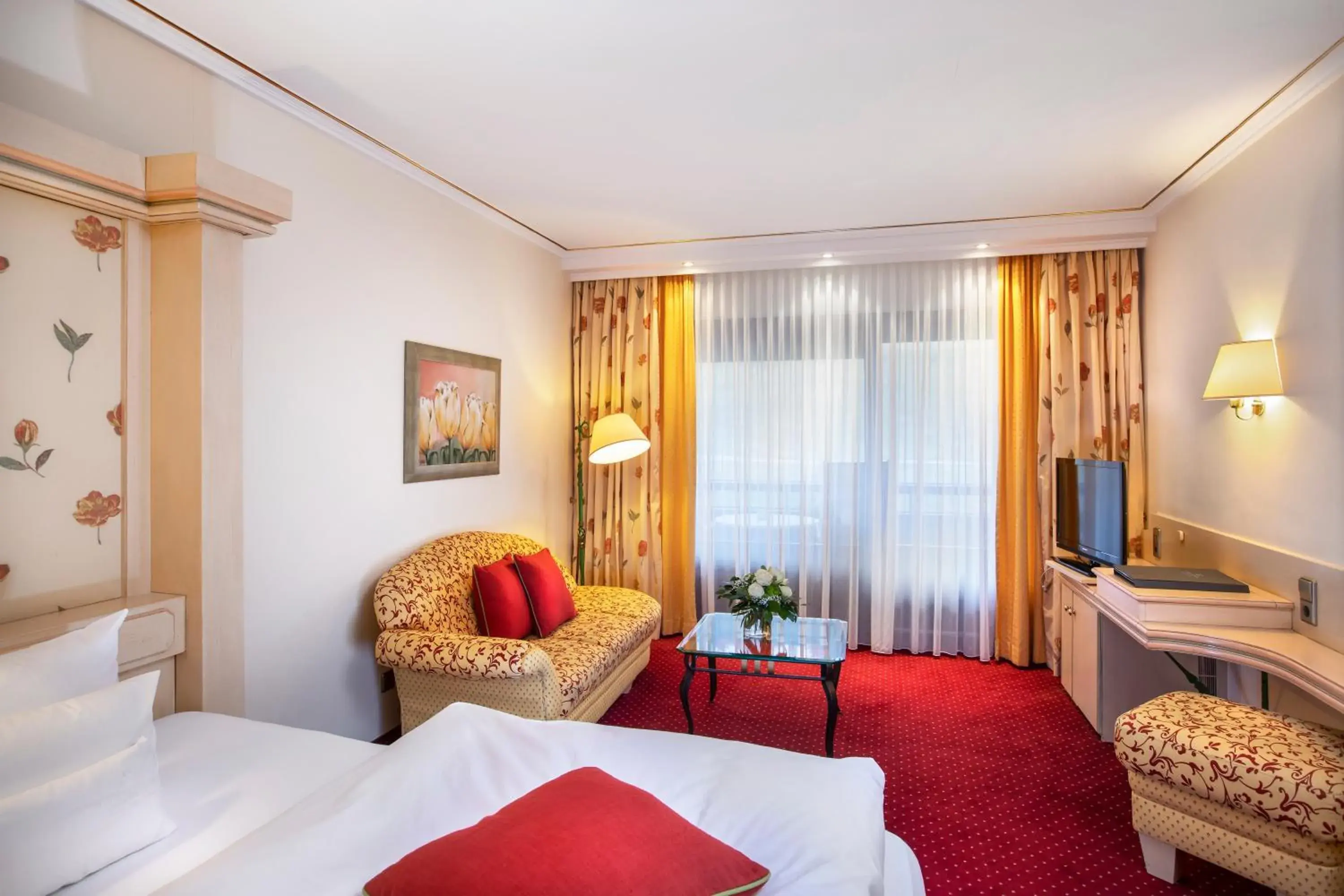 Photo of the whole room, Bed in Wellness & Genuss Resort - Engel Obertal Photo of the whole room, Bed in Wellness & Genuss Resort - Engel Obertal