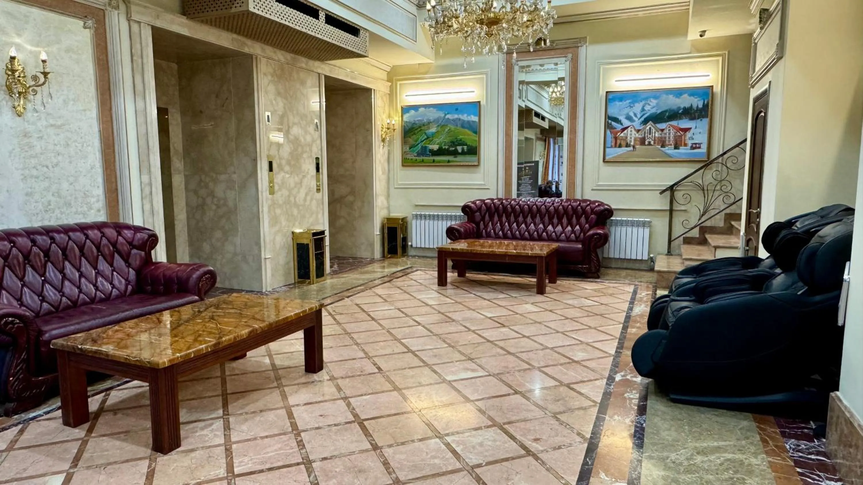 Living room in Grand Hotel Eurasia