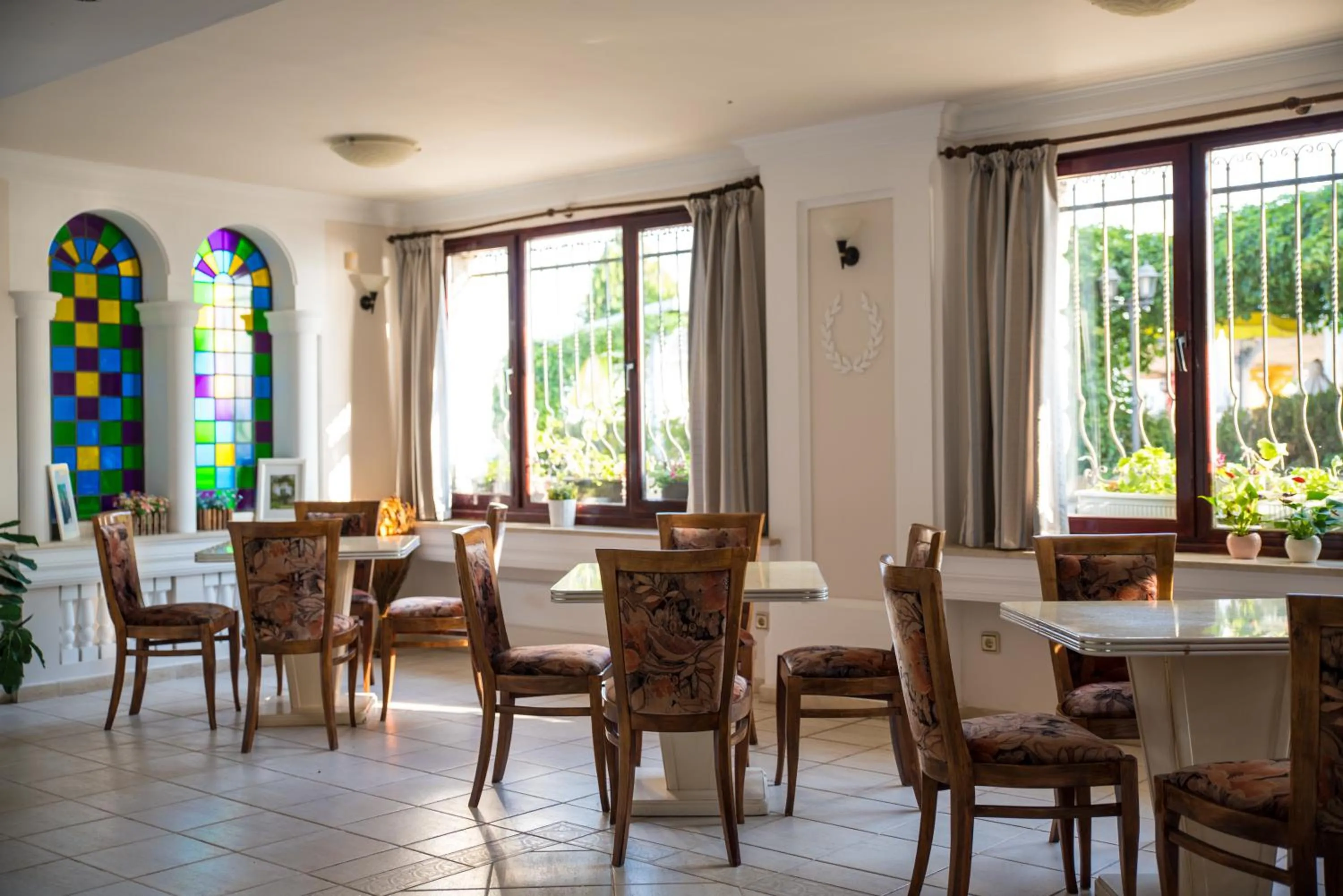 Restaurant/places to eat in Victoria Hotel Nessebar