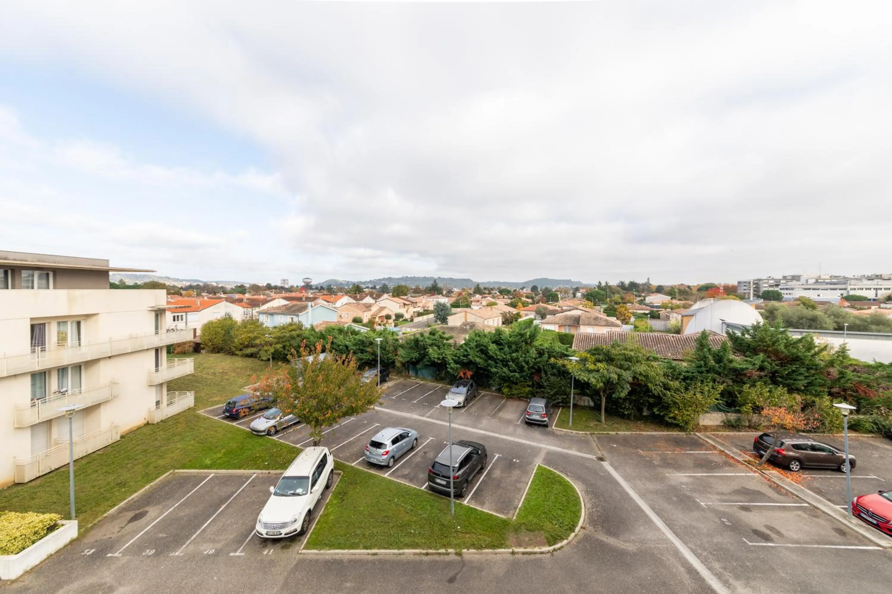 Parking in Résidence Columba - Apparts meublés Agen Sud