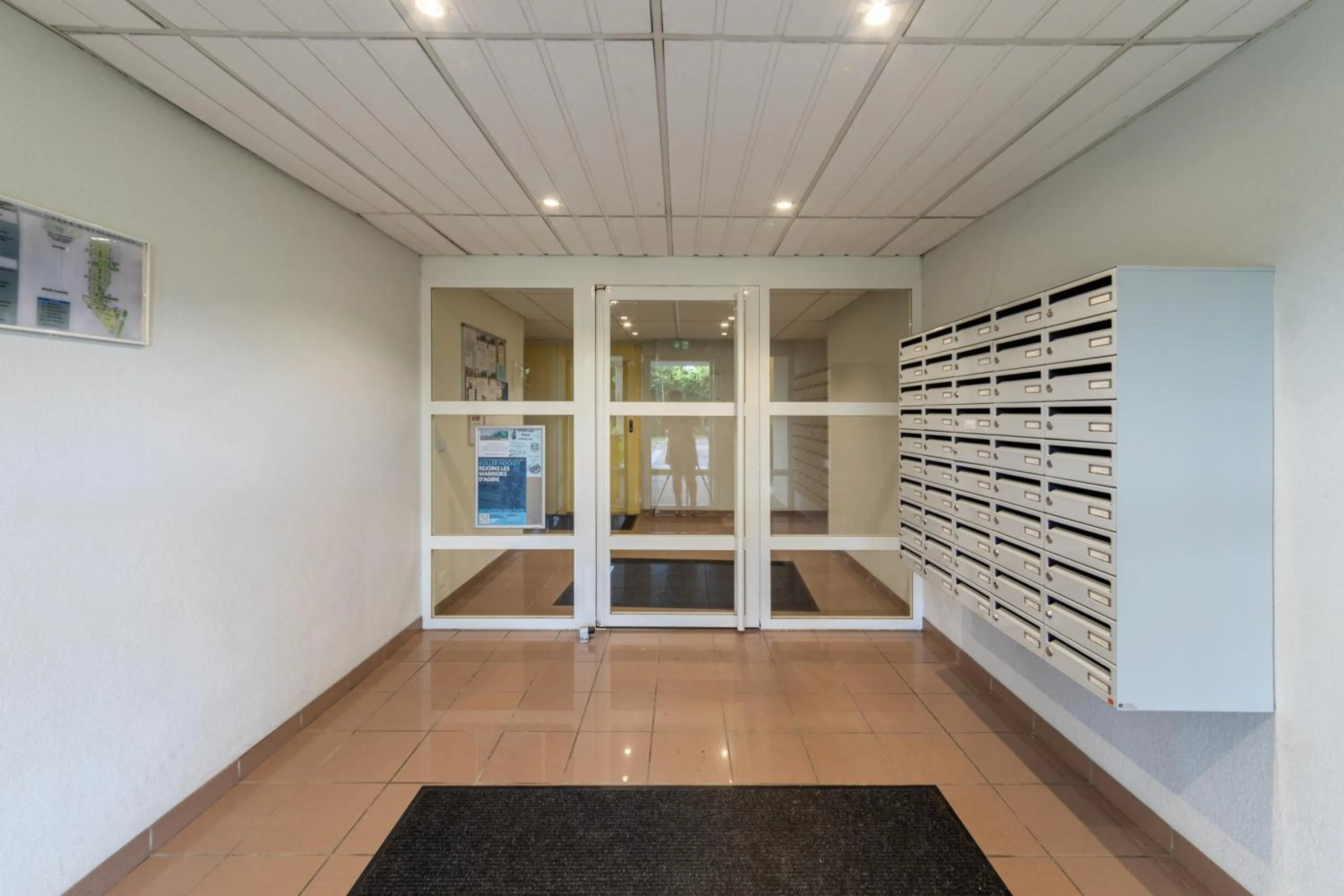 Lobby or reception in Résidence Columba - Apparts meublés Agen Sud