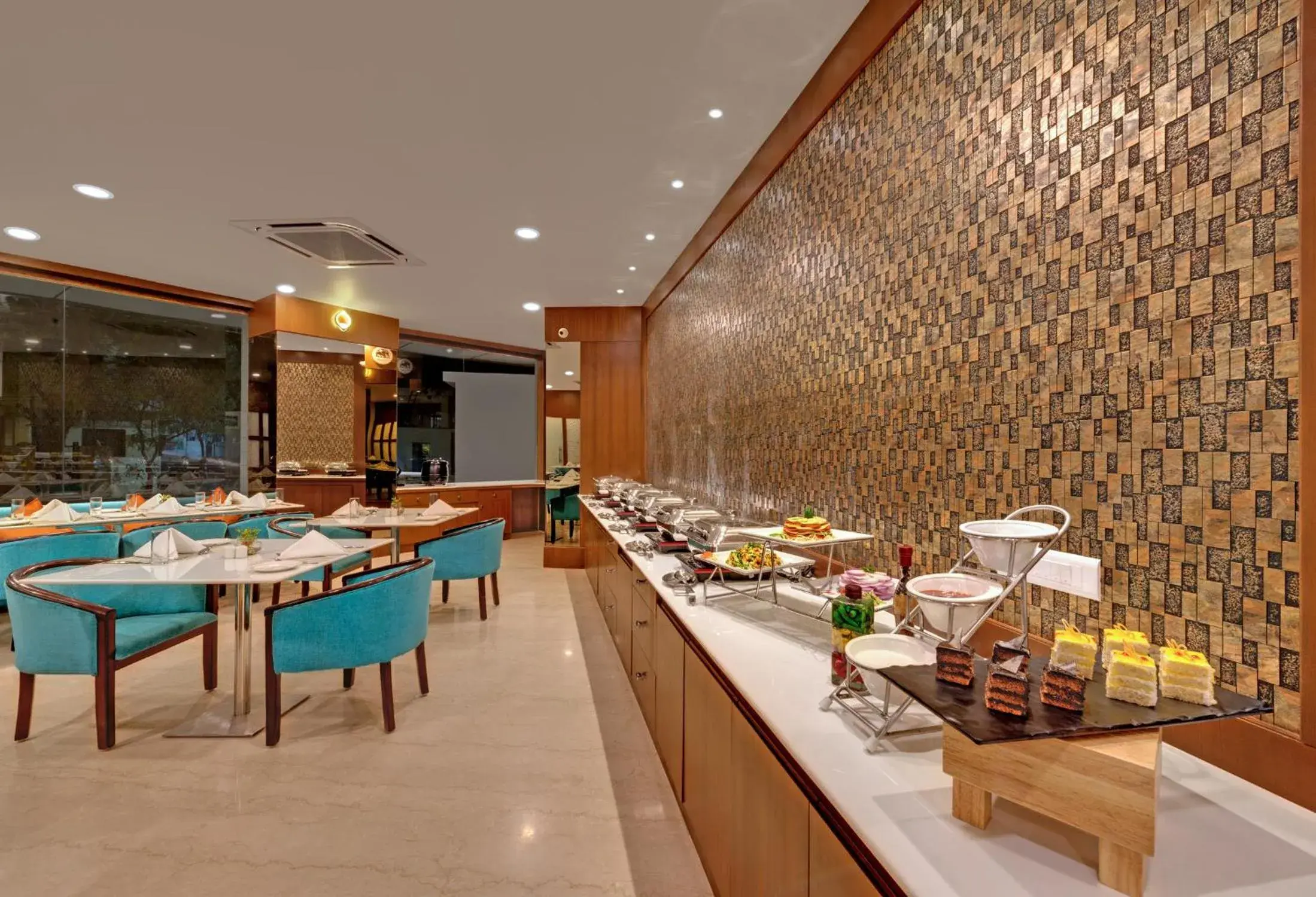 Restaurant/places to eat in Avins Beacon Hotel - Udaipur Restaurant/places to eat in Avins Beacon Hotel - Udaipur