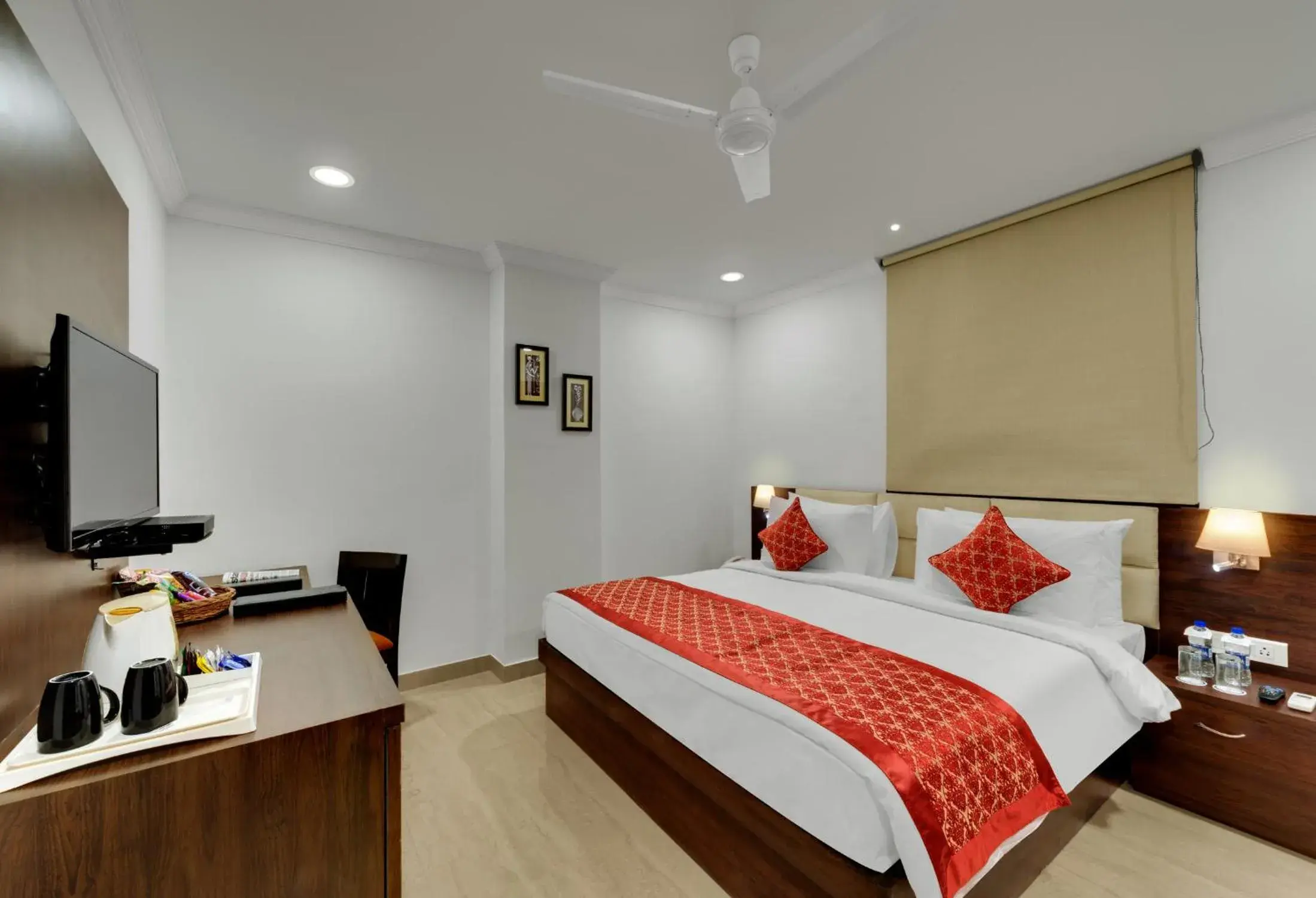 Bedroom, Bed in Avins Beacon Hotel - Udaipur Bedroom, Bed in Avins Beacon Hotel - Udaipur