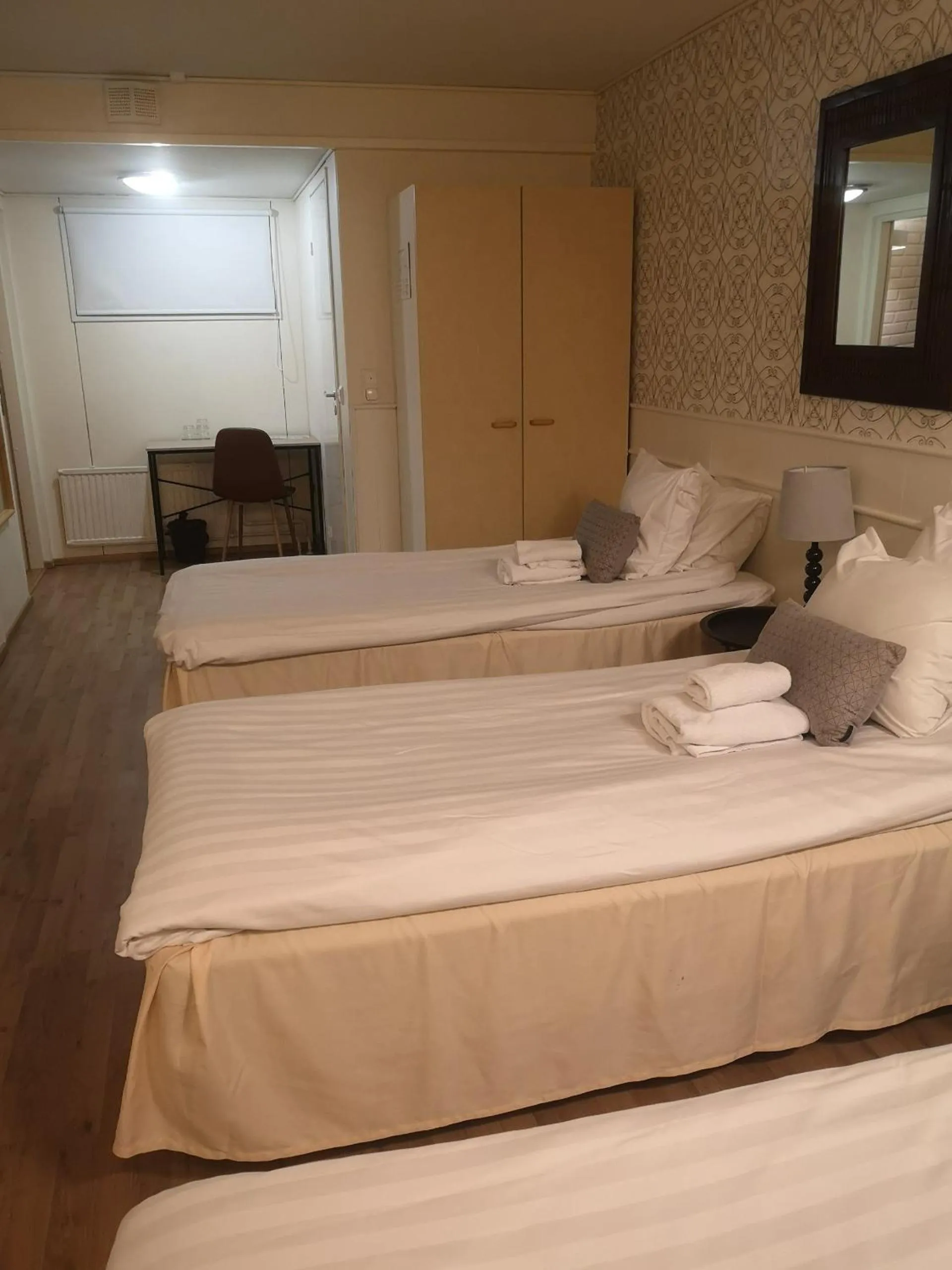 Bedroom, Bed in Hotel Kajaani