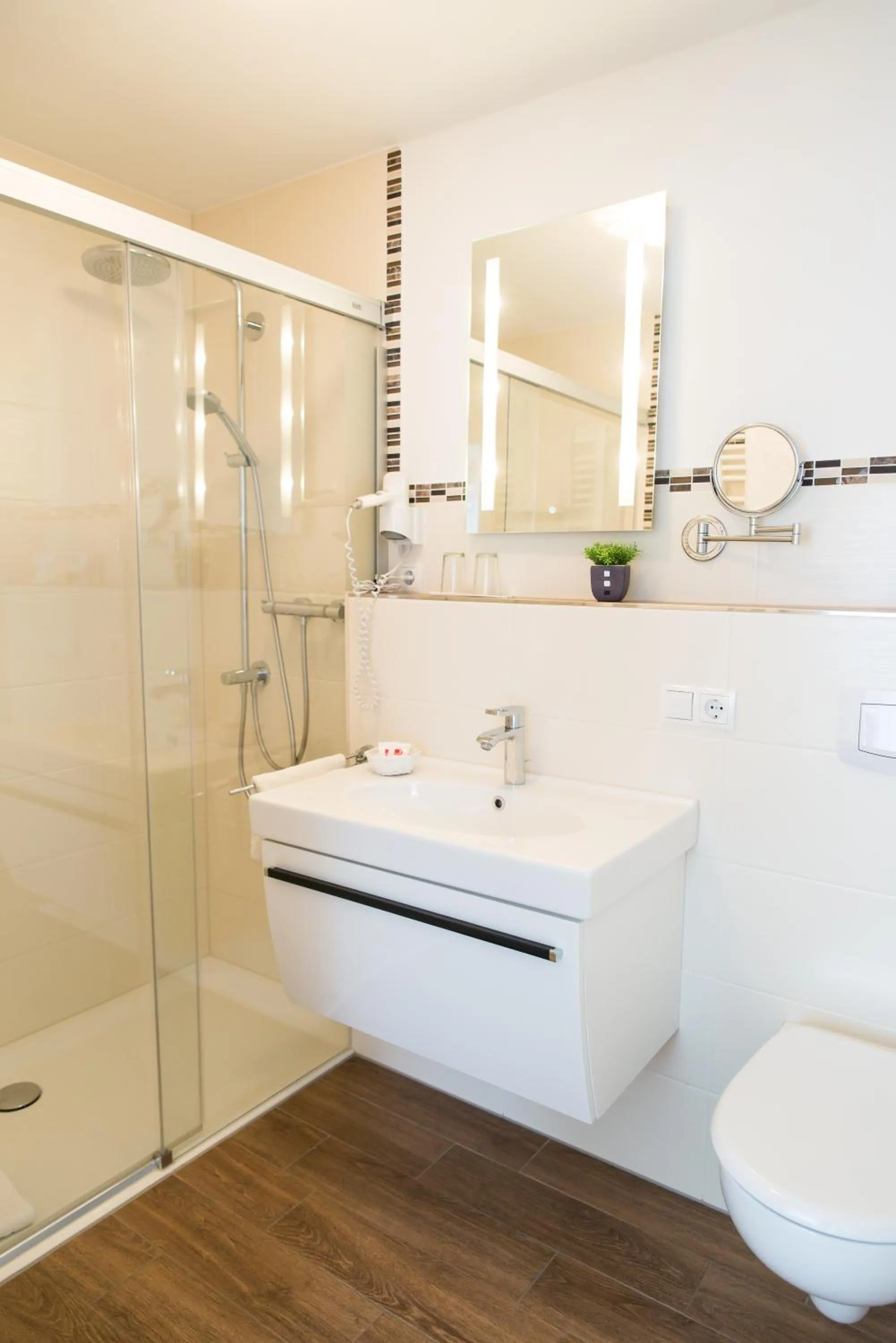 Bathroom in PIEPers Hotel Garni