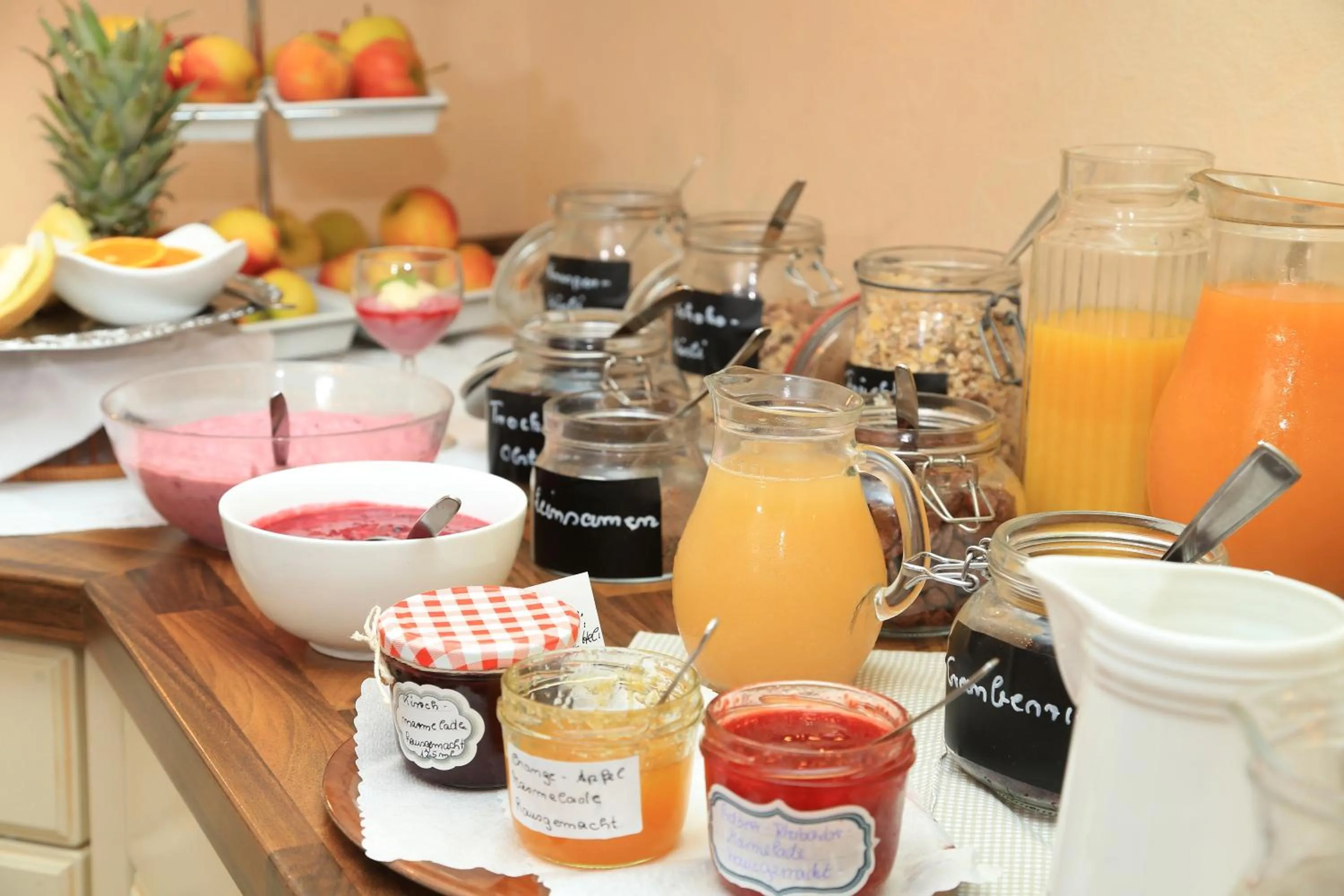 Buffet breakfast in PIEPers Hotel Garni