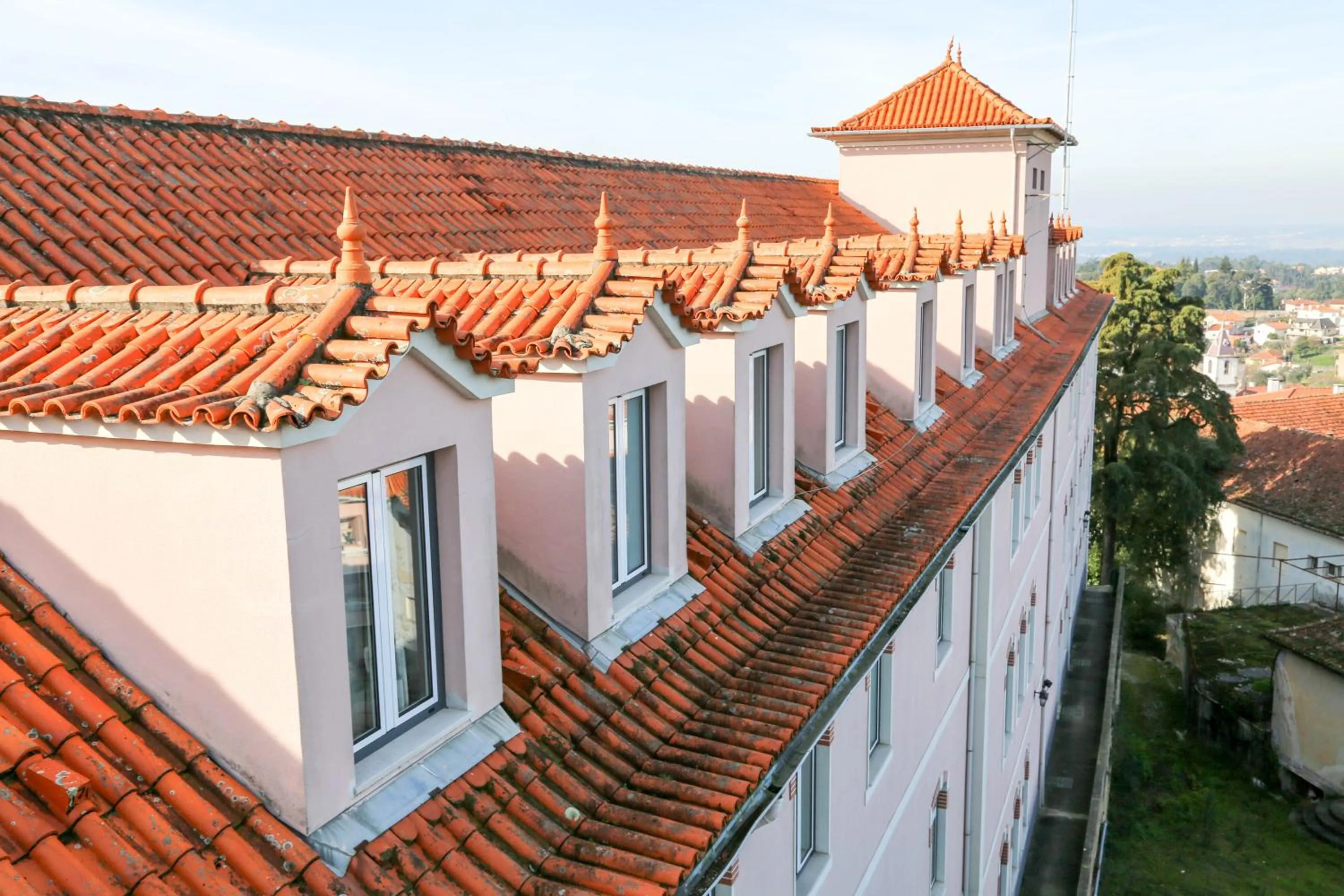 Property building in INATEL Luso