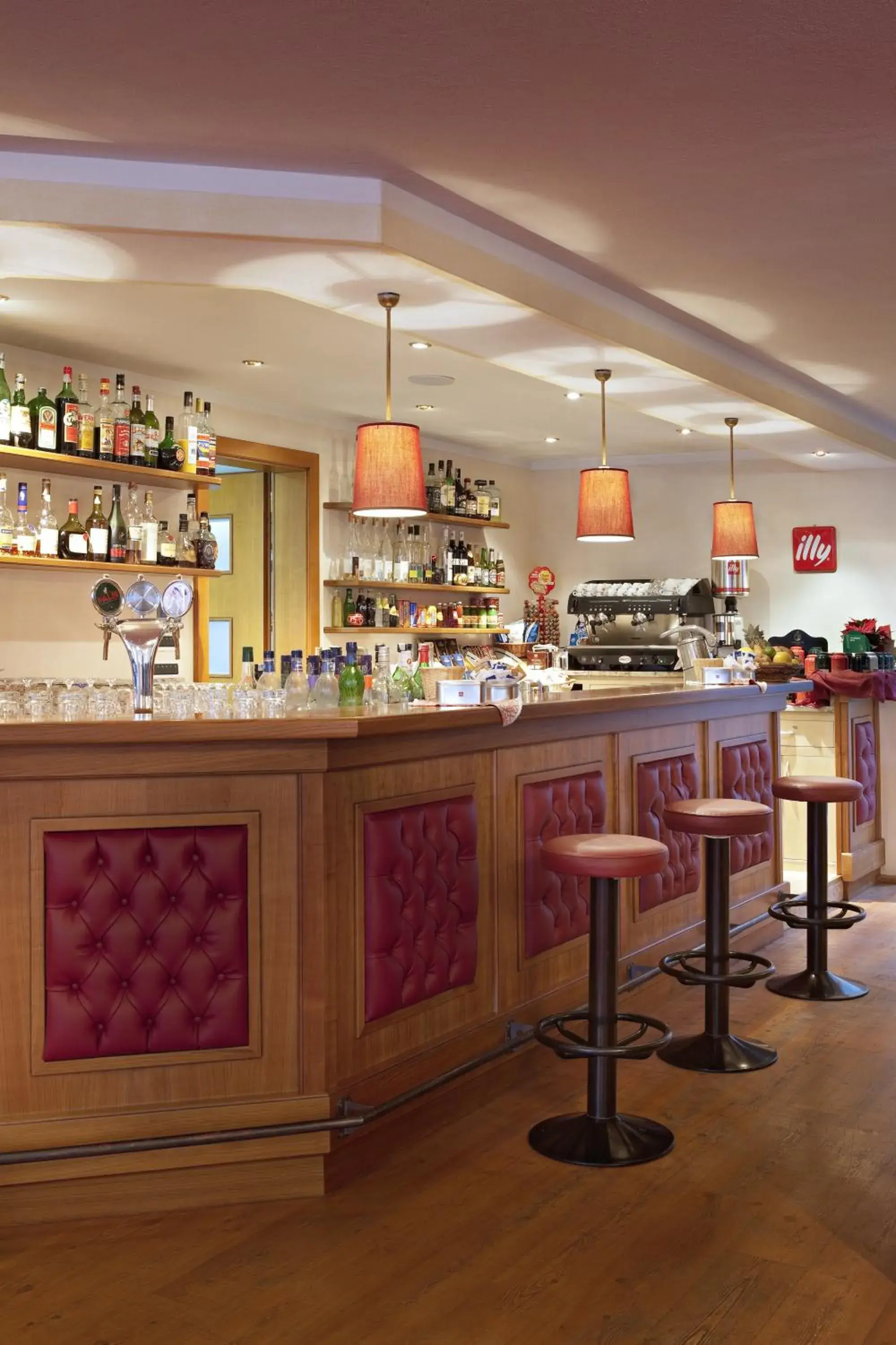 Lounge or bar in TH Corvara - Greif Hotel Lounge or bar in TH Corvara - Greif Hotel