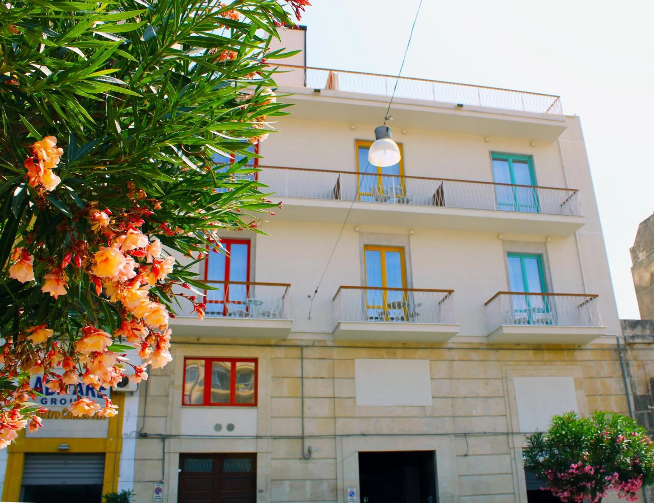 Facade/entrance in Archinuè