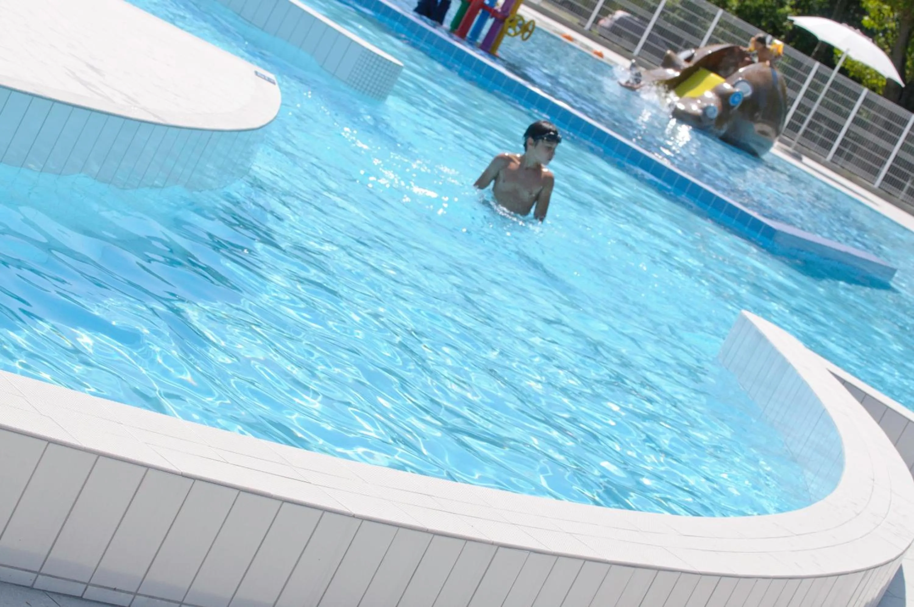 People in Club del Sole Adriano Family Camping Village