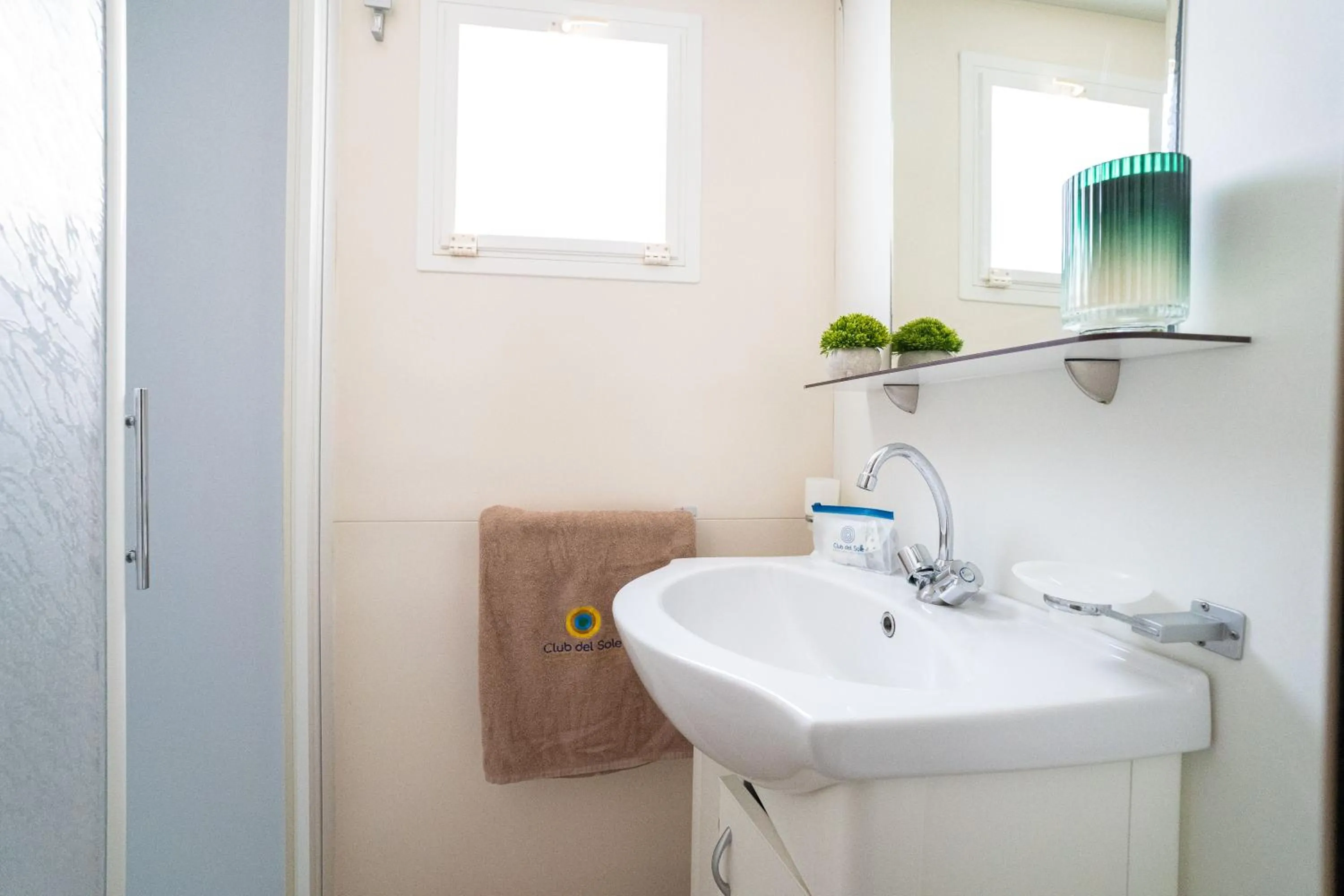 Bathroom in Club del Sole Adriano Family Camping Village