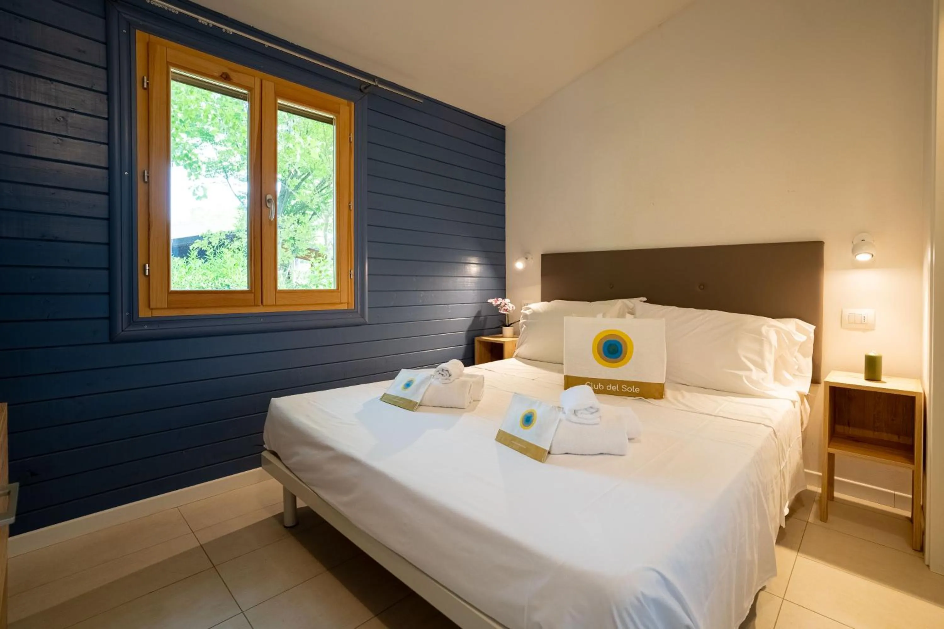 Bedroom, Bed in Club del Sole Adriano Family Camping Village