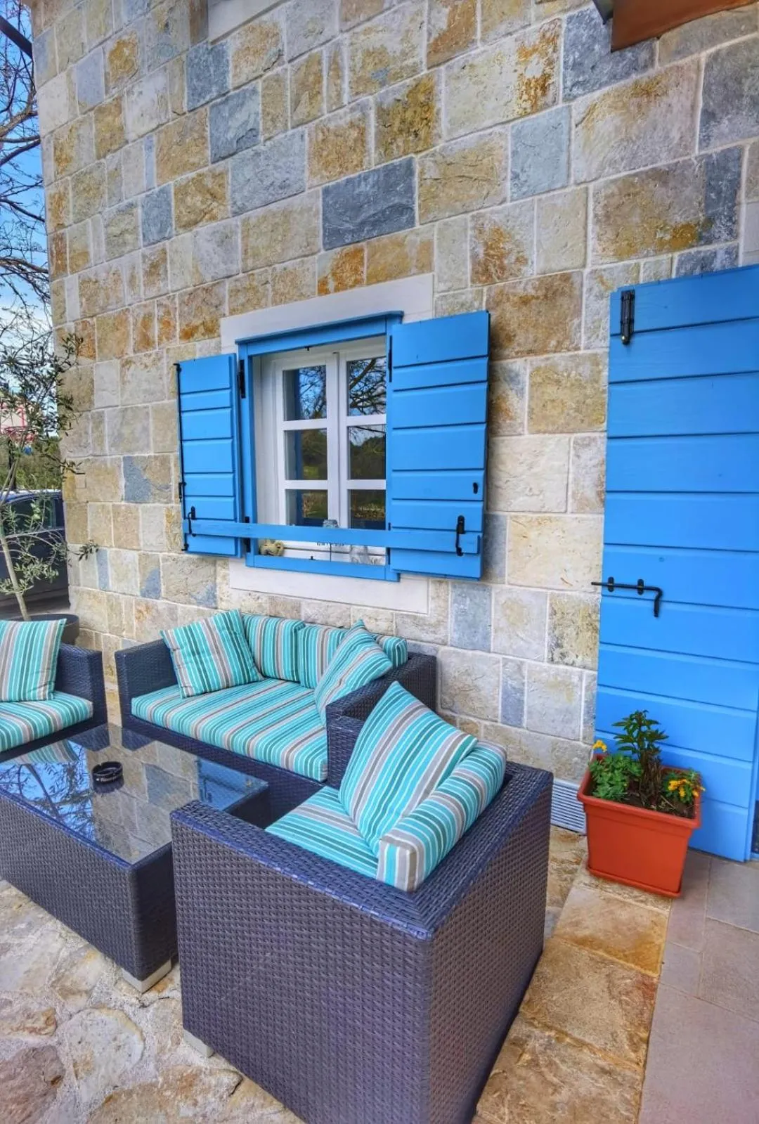 Property building in Villa Mare