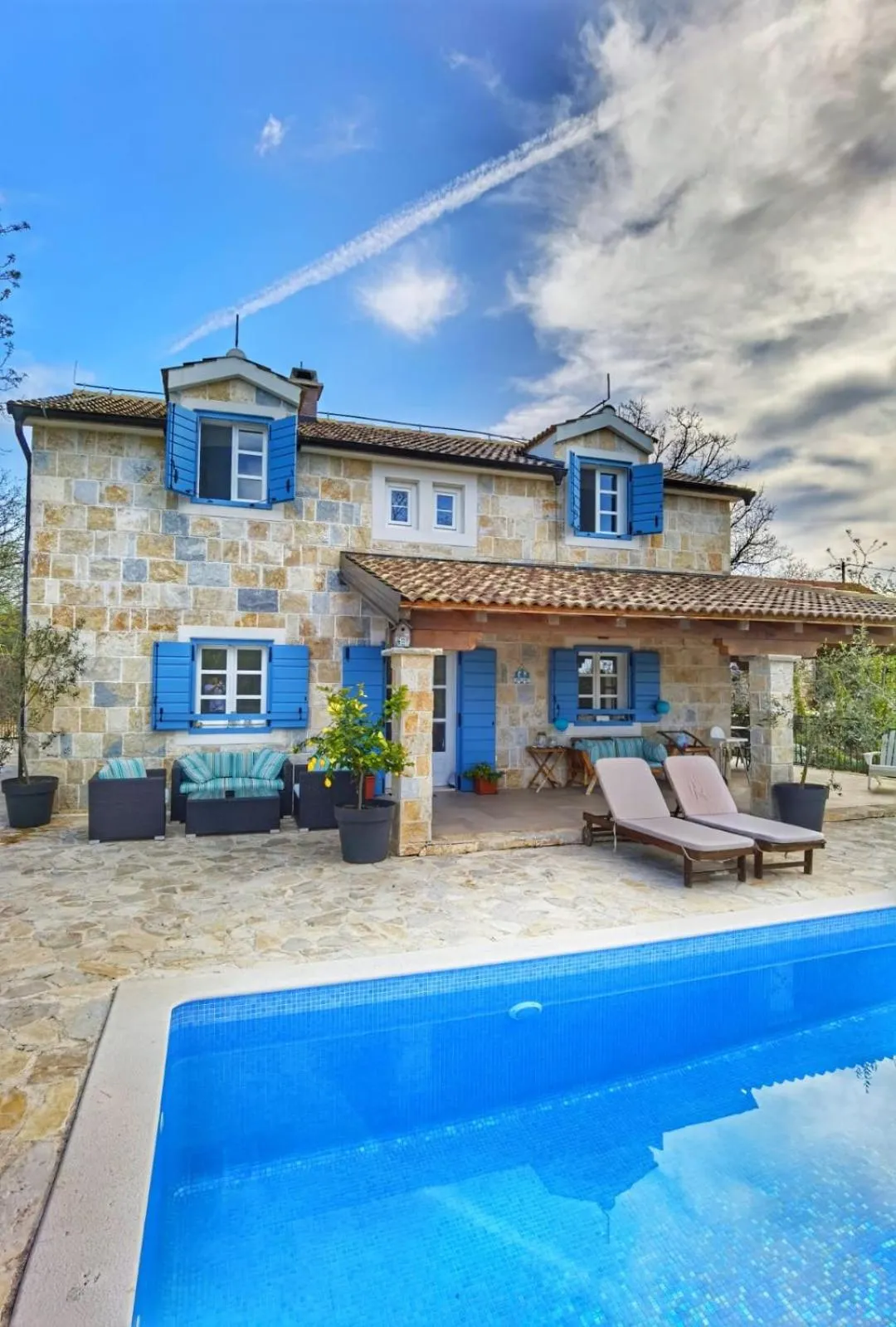 Property building in Villa Mare