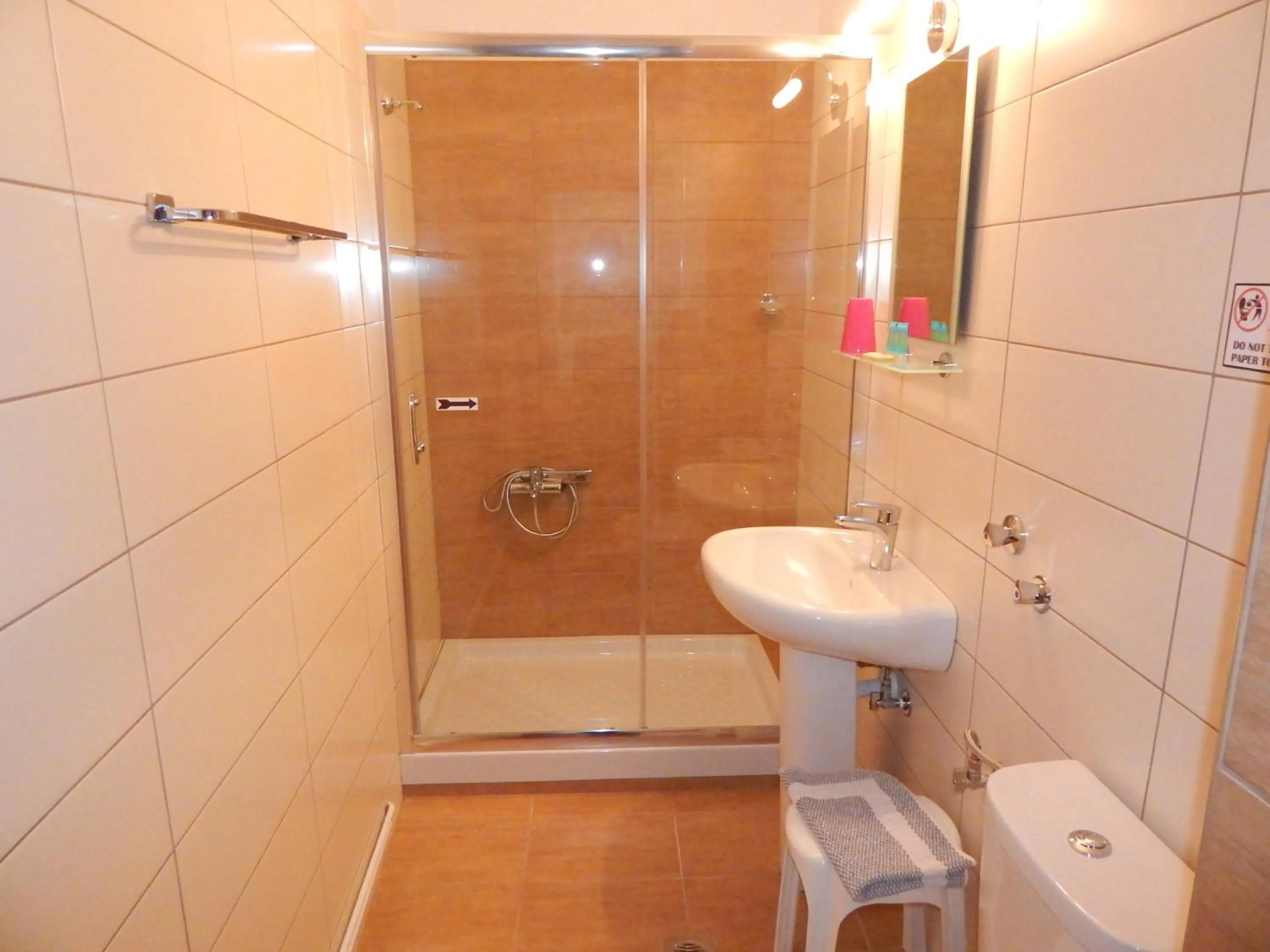 Bathroom in Gold Stern