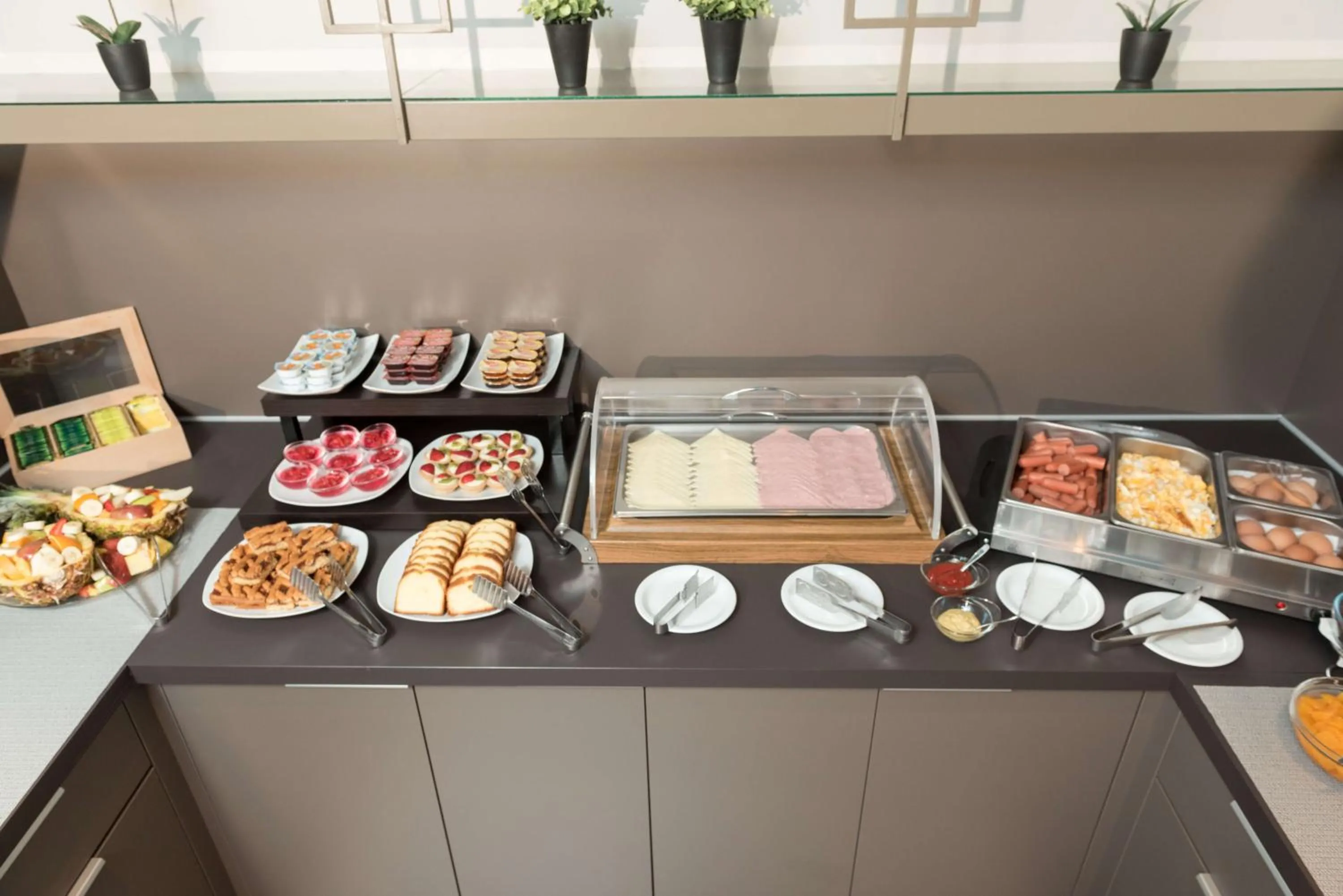 Buffet breakfast in Gold Stern