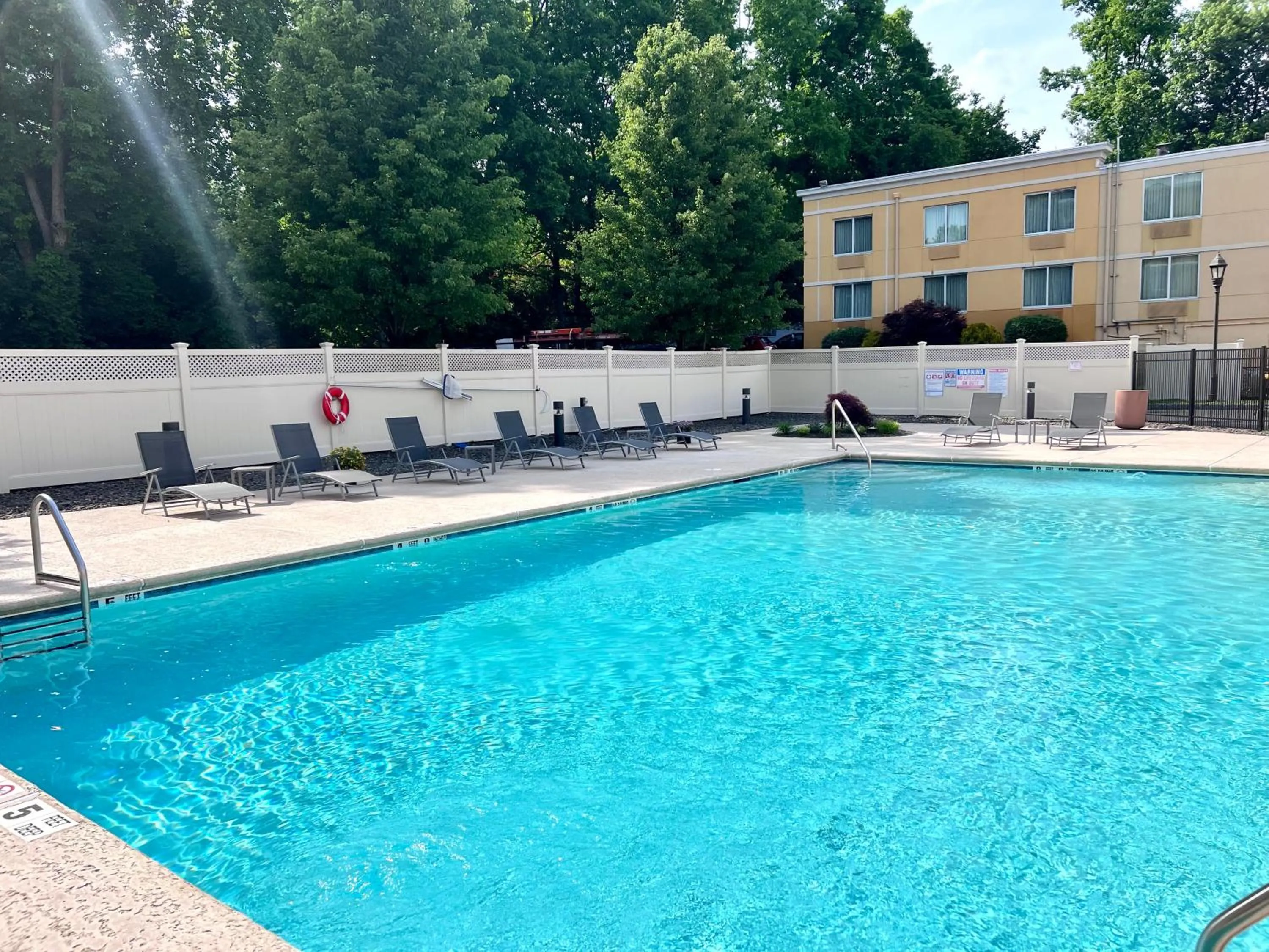 Swimming pool in La Quinta by Wyndham Danbury