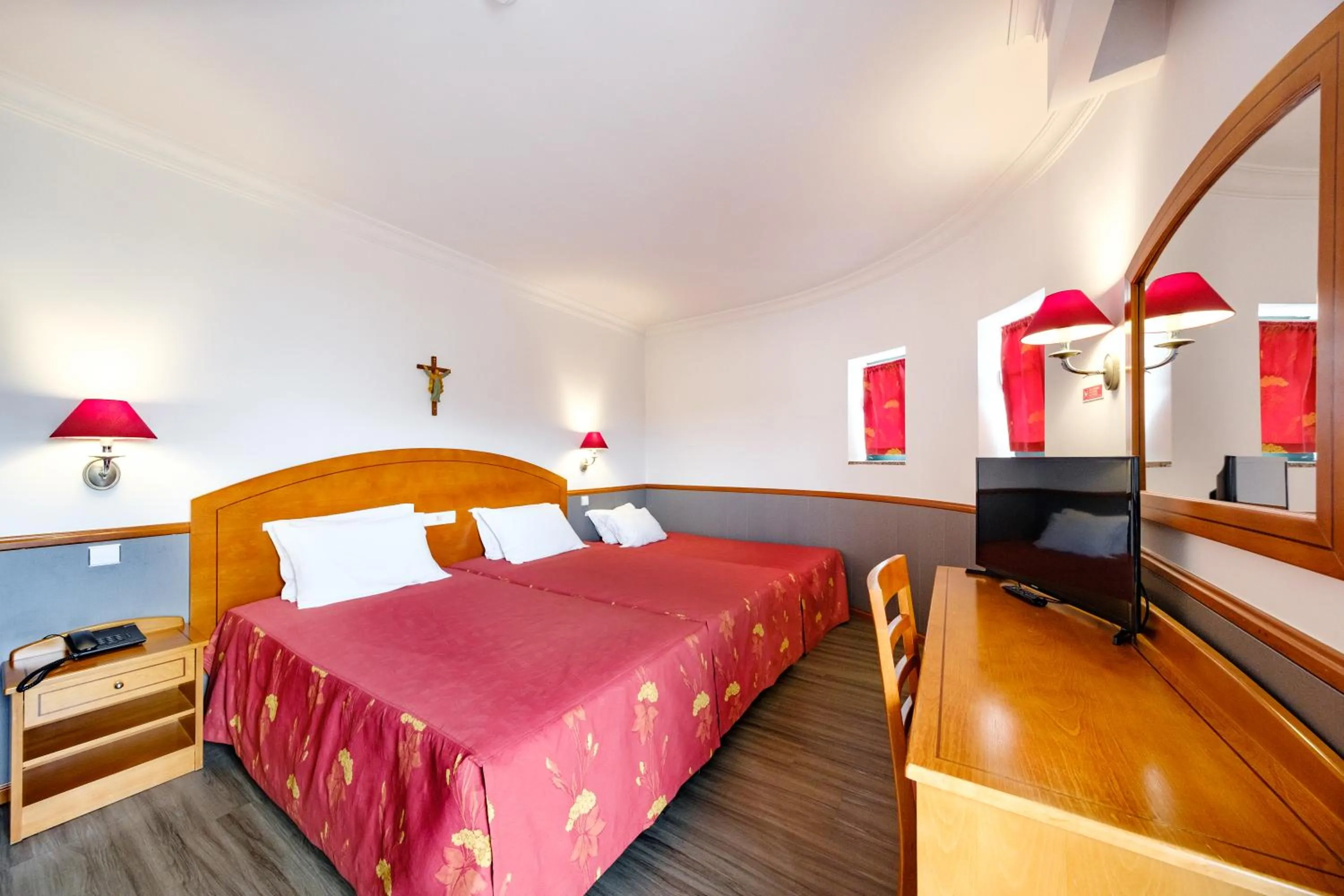 Bedroom, Bed in Hotel Santo Amaro - SA Hotels