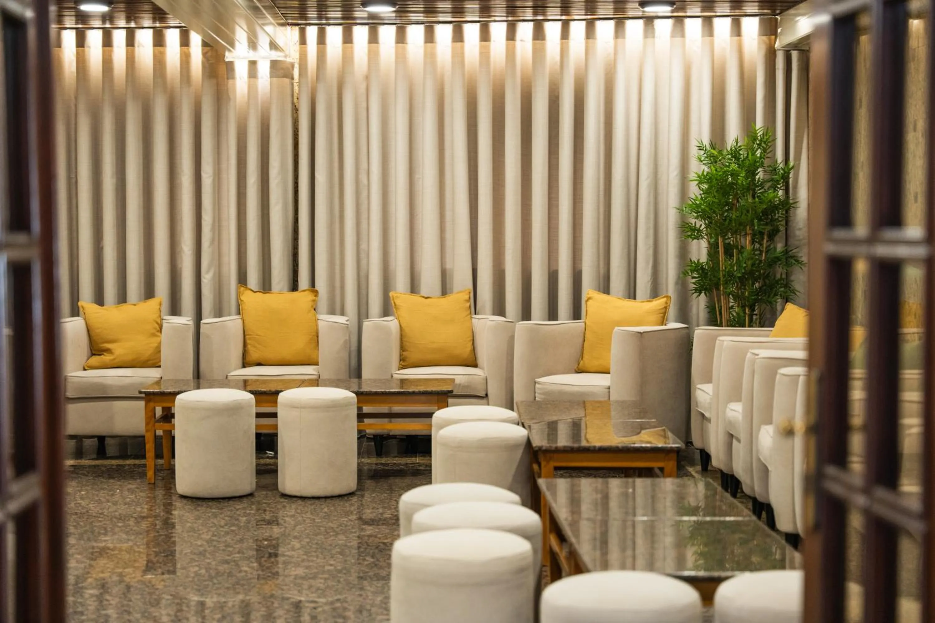 Lounge or bar in Hotel Santo Amaro - SA Hotels