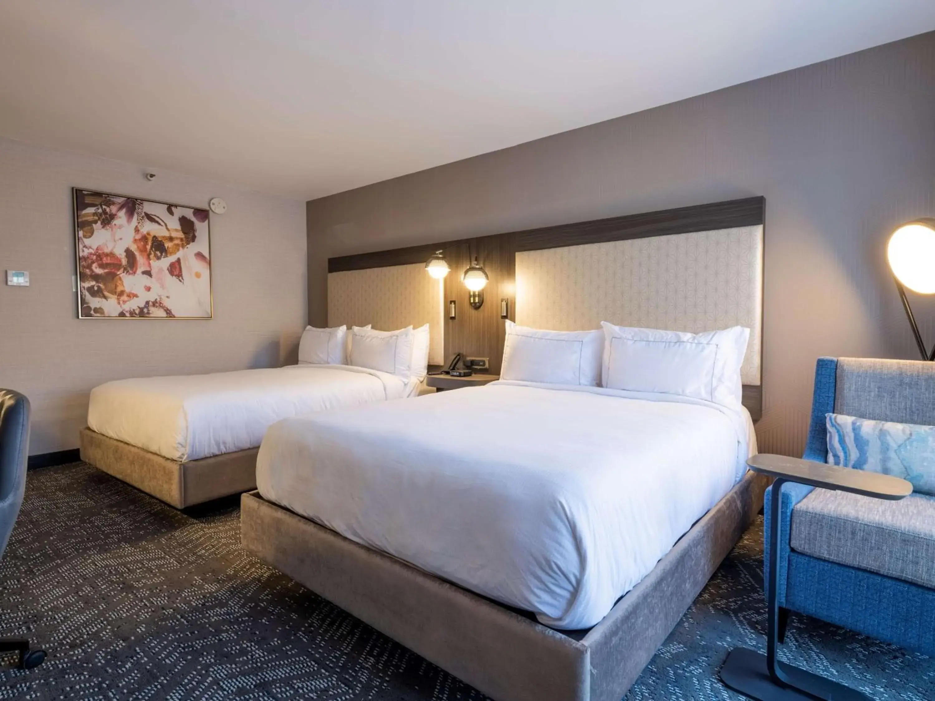 Bed in DoubleTree by Hilton Livermore, CA Bed in DoubleTree by Hilton Livermore, CA