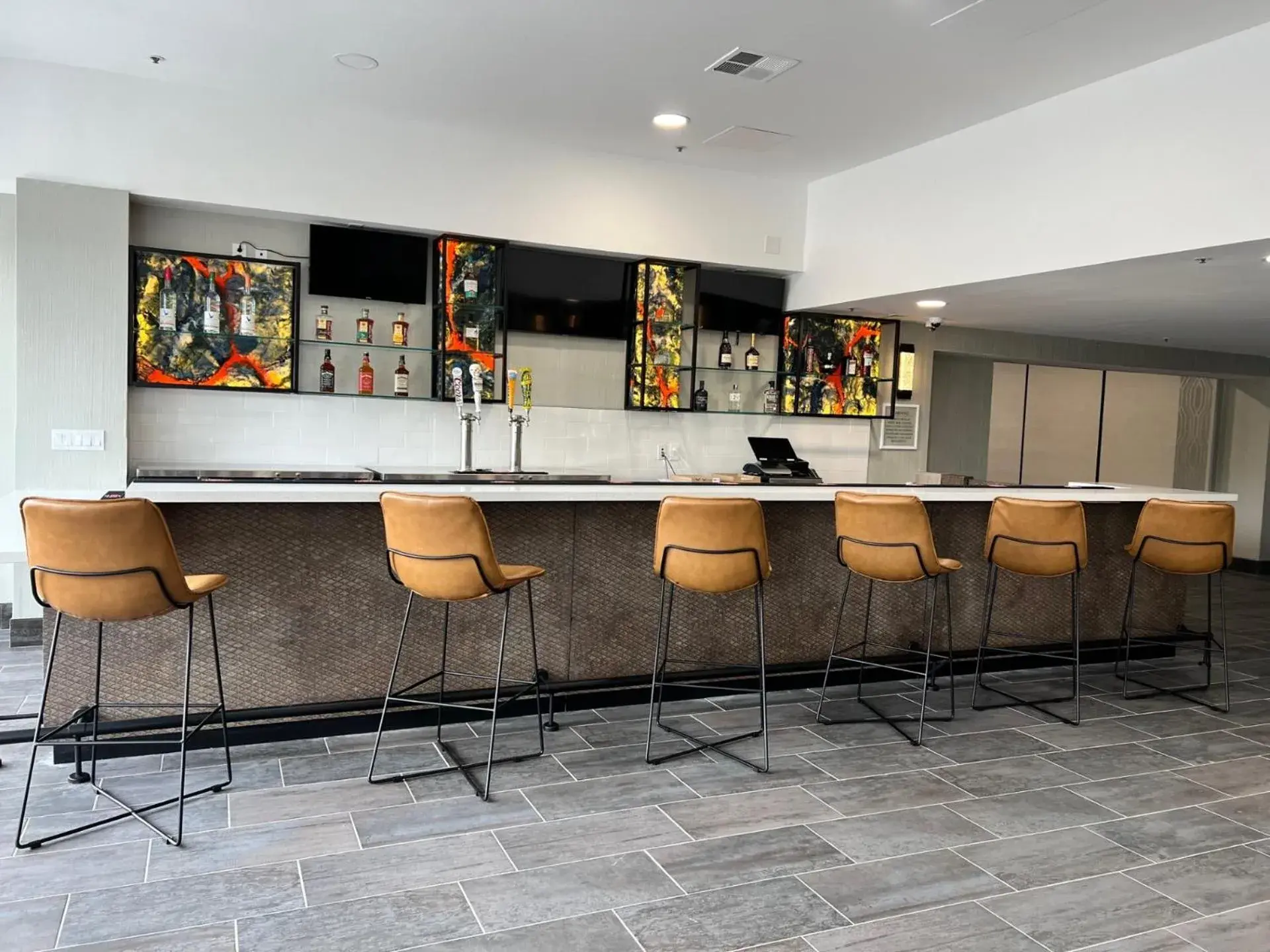 Lounge or bar in DoubleTree by Hilton Livermore, CA Lounge or bar in DoubleTree by Hilton Livermore, CA