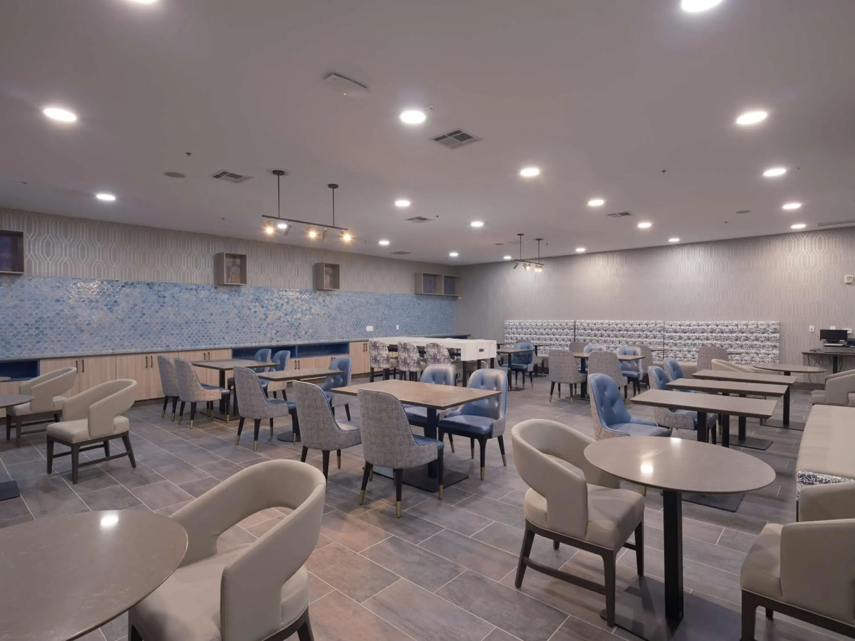 Restaurant/places to eat in DoubleTree by Hilton Livermore, CA Restaurant/places to eat in DoubleTree by Hilton Livermore, CA