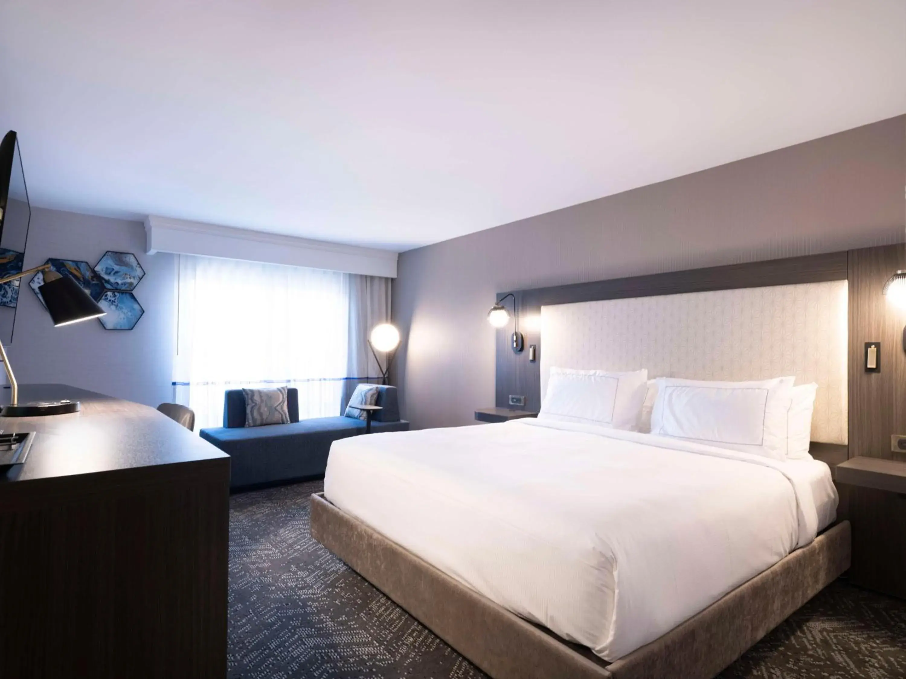 Bed in DoubleTree by Hilton Livermore, CA Bed in DoubleTree by Hilton Livermore, CA