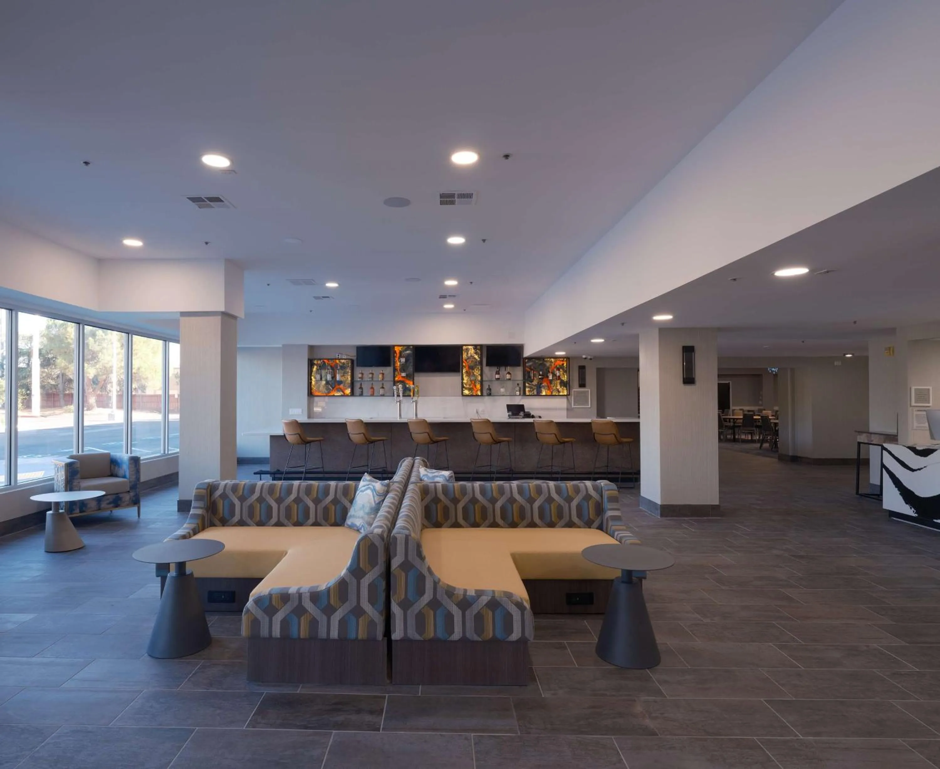 Lobby or reception in DoubleTree by Hilton Livermore, CA