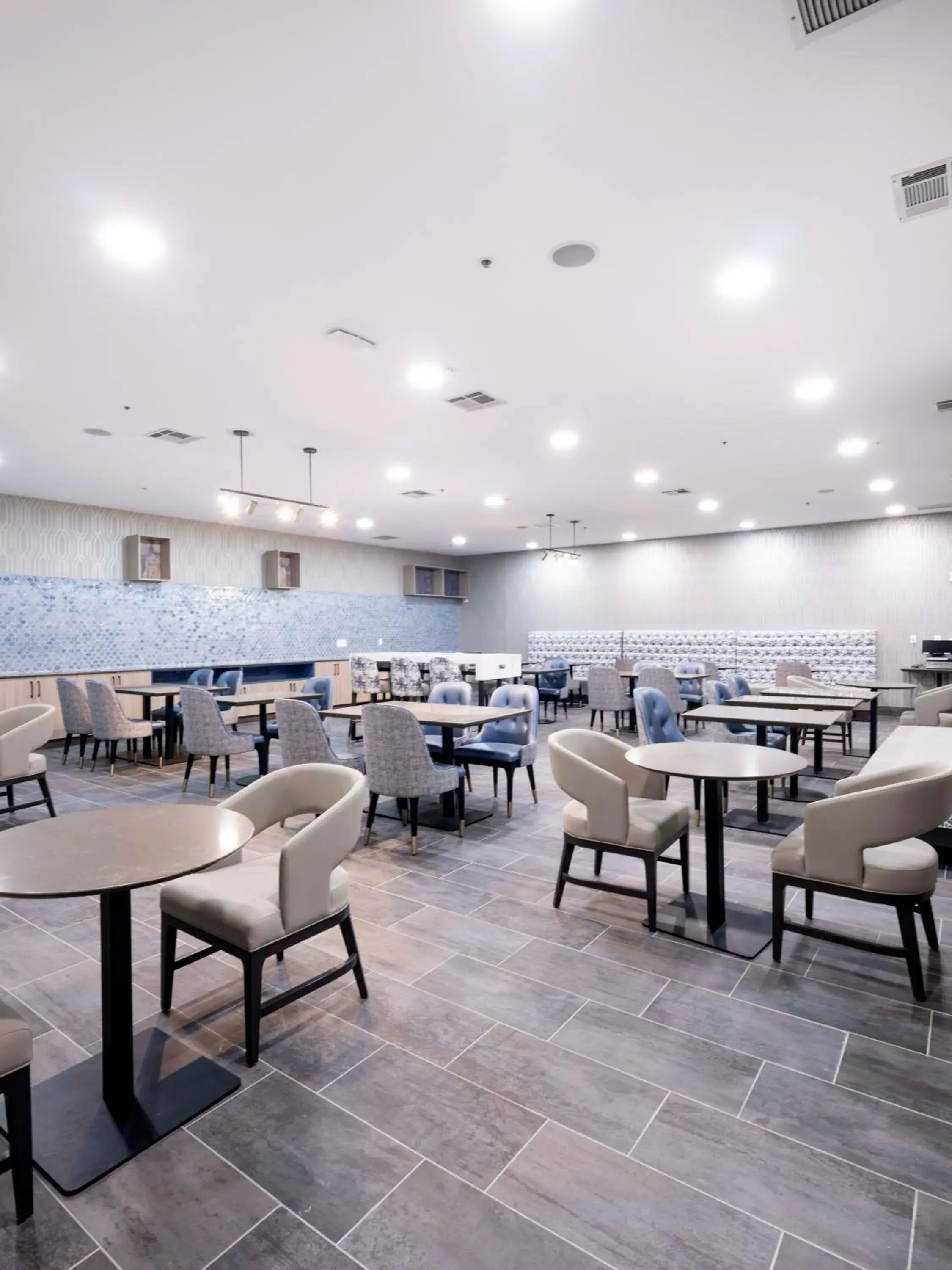 Restaurant/places to eat in DoubleTree by Hilton Livermore, CA Restaurant/places to eat in DoubleTree by Hilton Livermore, CA