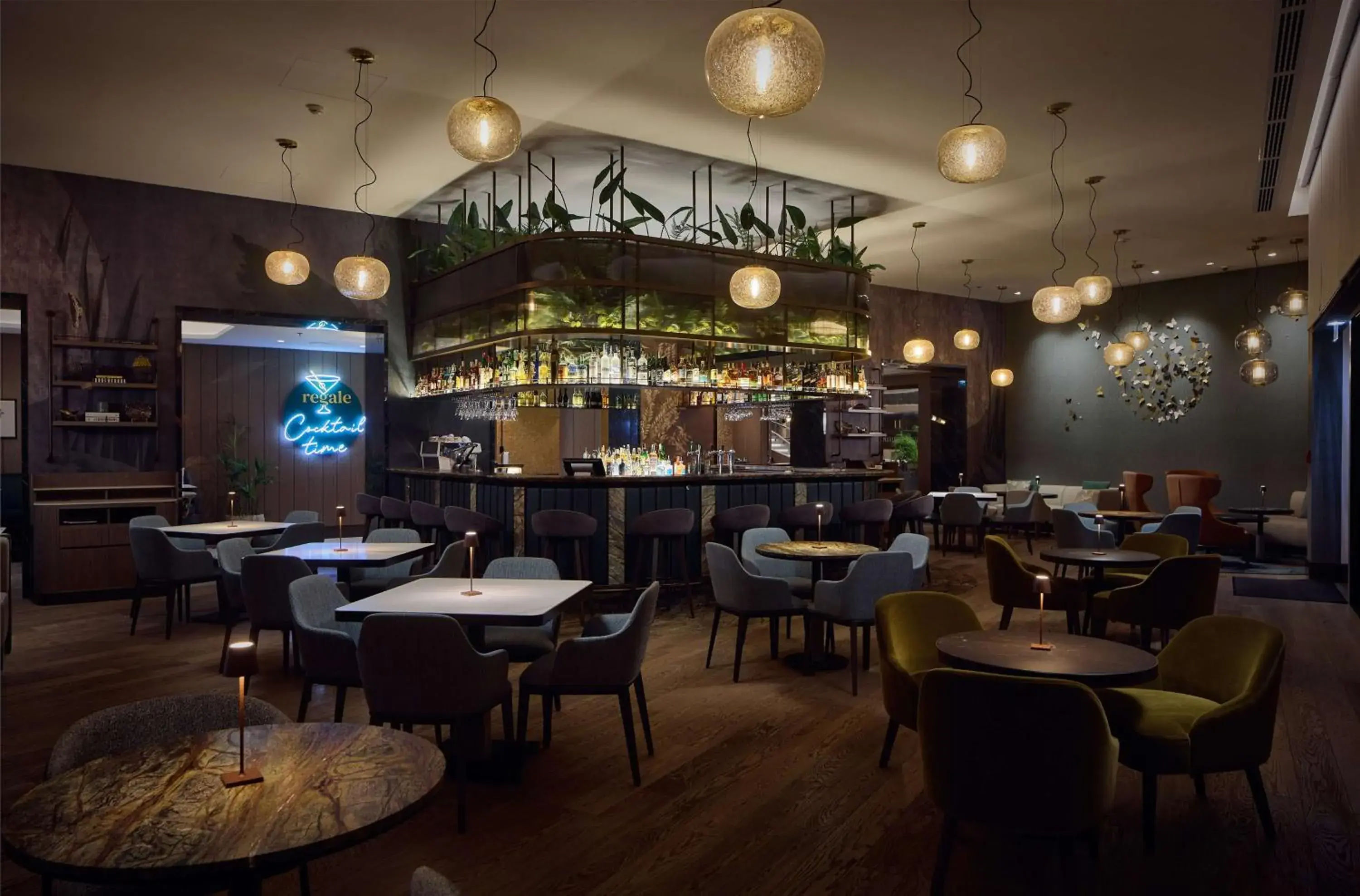 Lounge or bar in Hilton Sofia Lounge or bar in Hilton Sofia