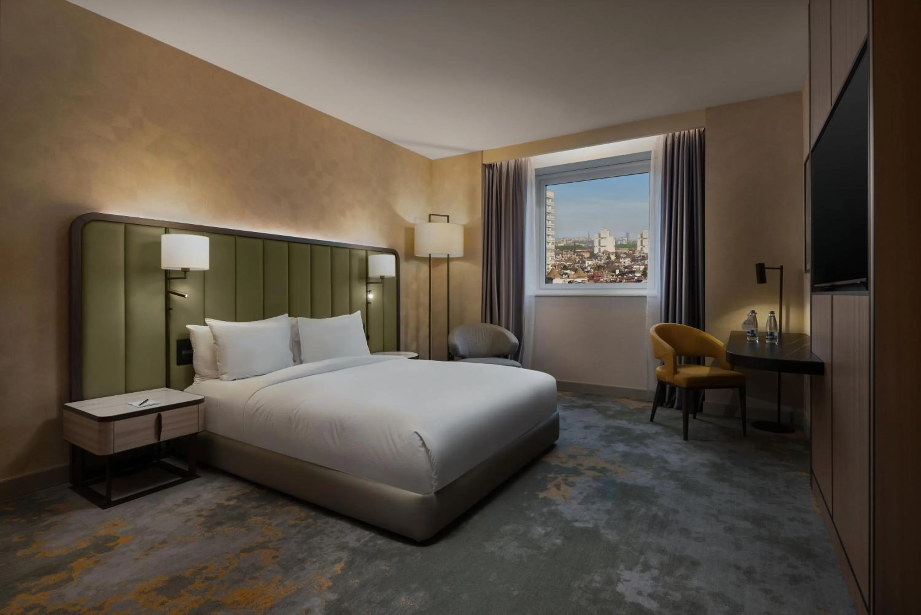 Bedroom, Bed in Hilton Sofia