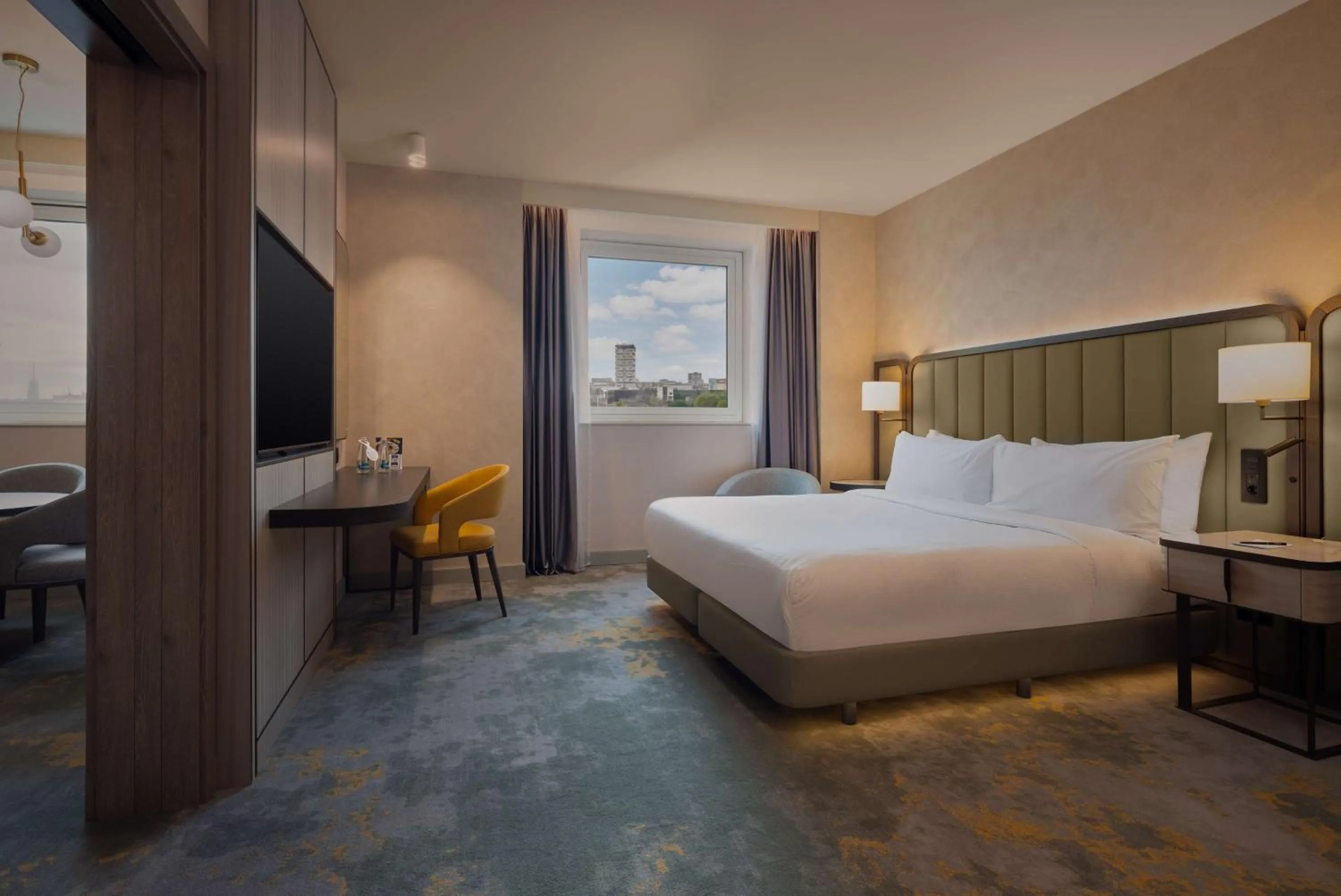 Seating area, Bed in Hilton Sofia