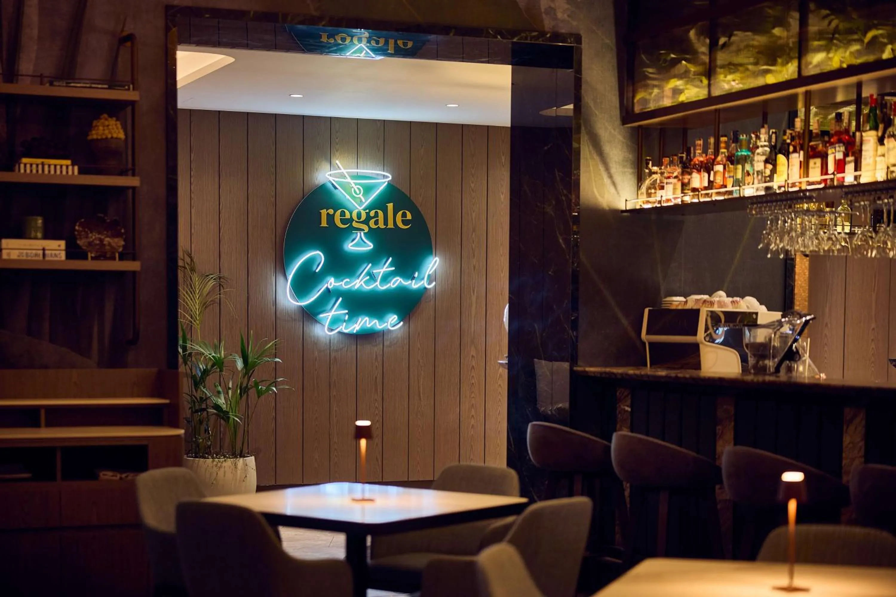 Lounge or bar in Hilton Sofia