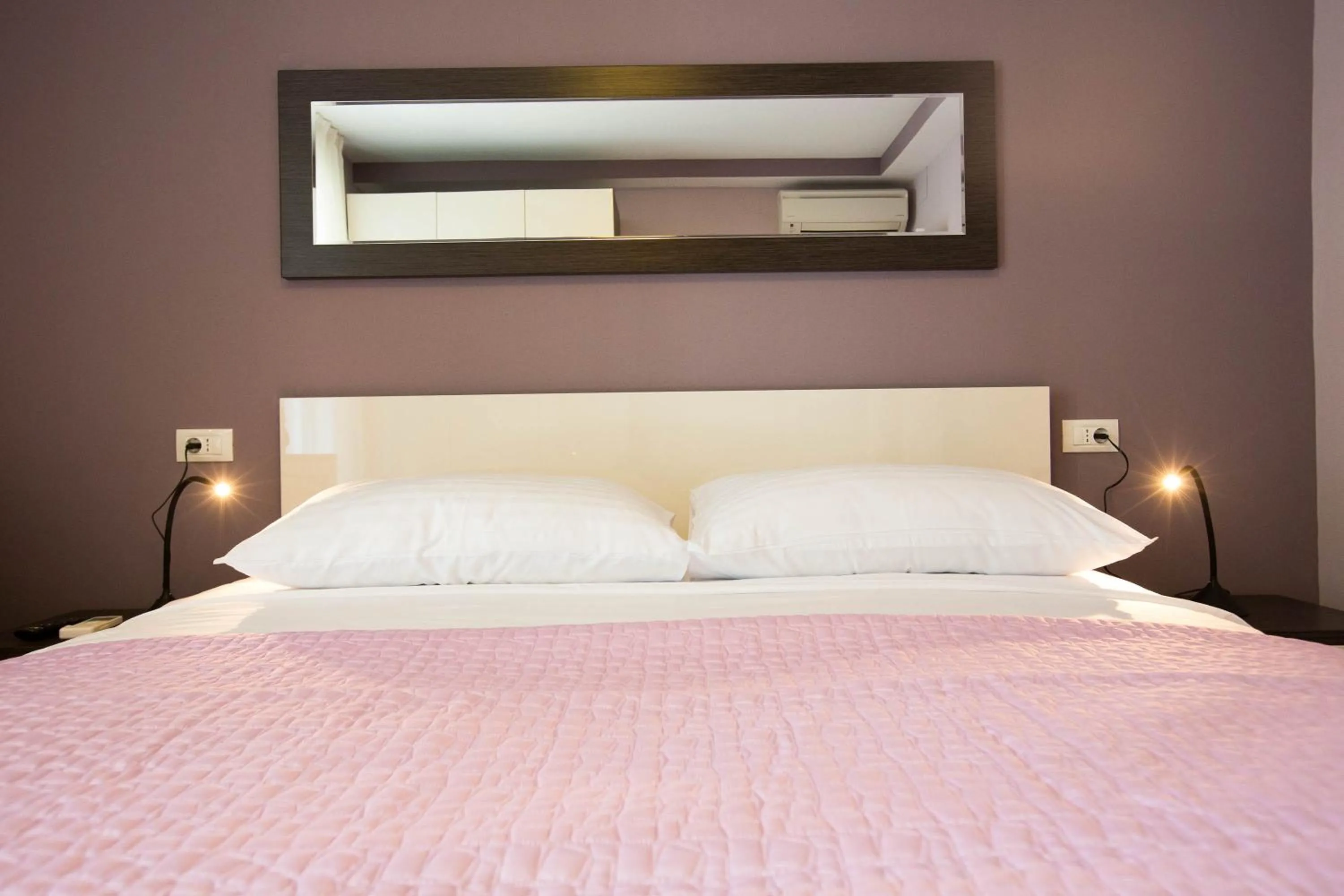 Bedroom, Bed in Moderna Lapad