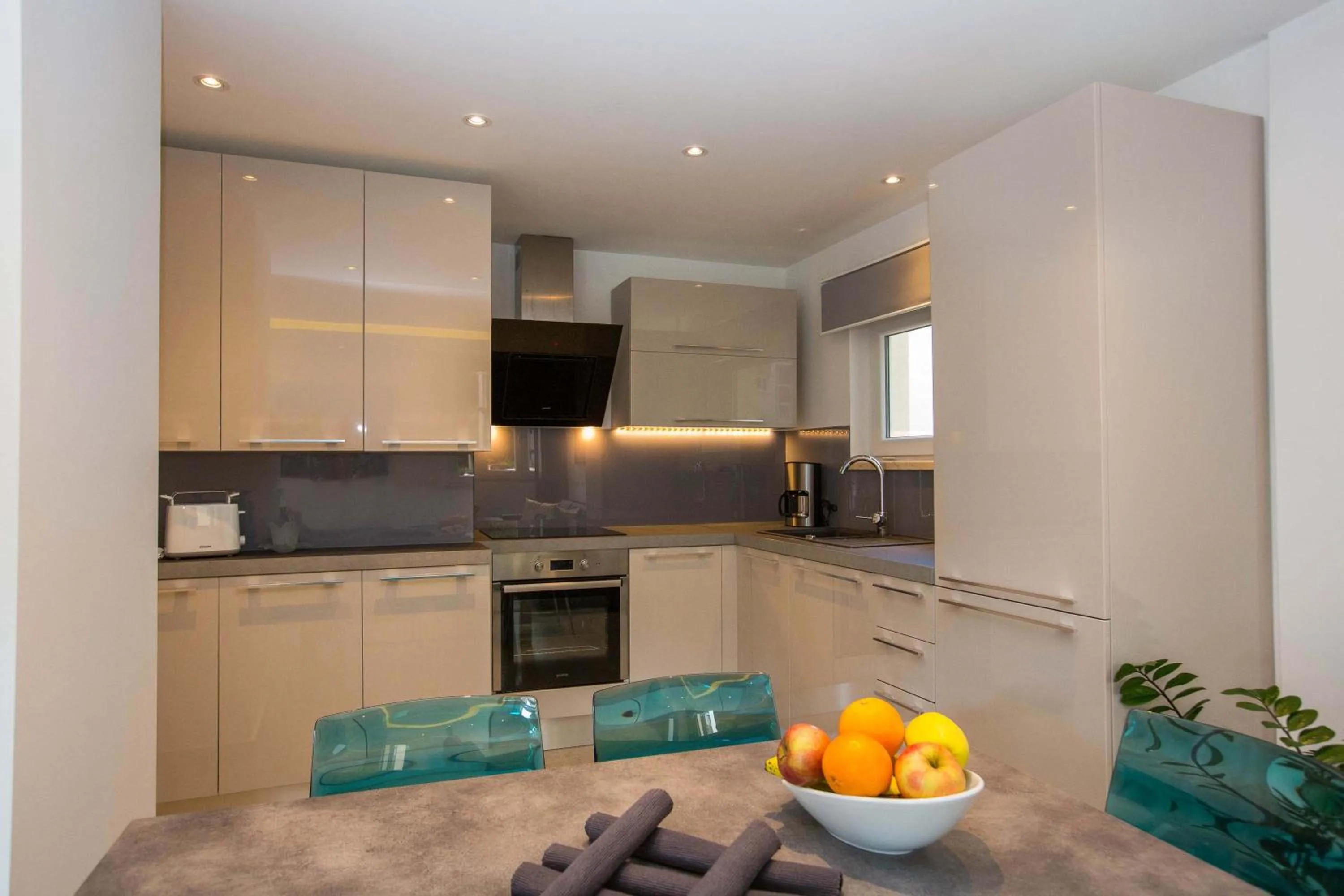 Kitchen or kitchenette in Moderna Lapad