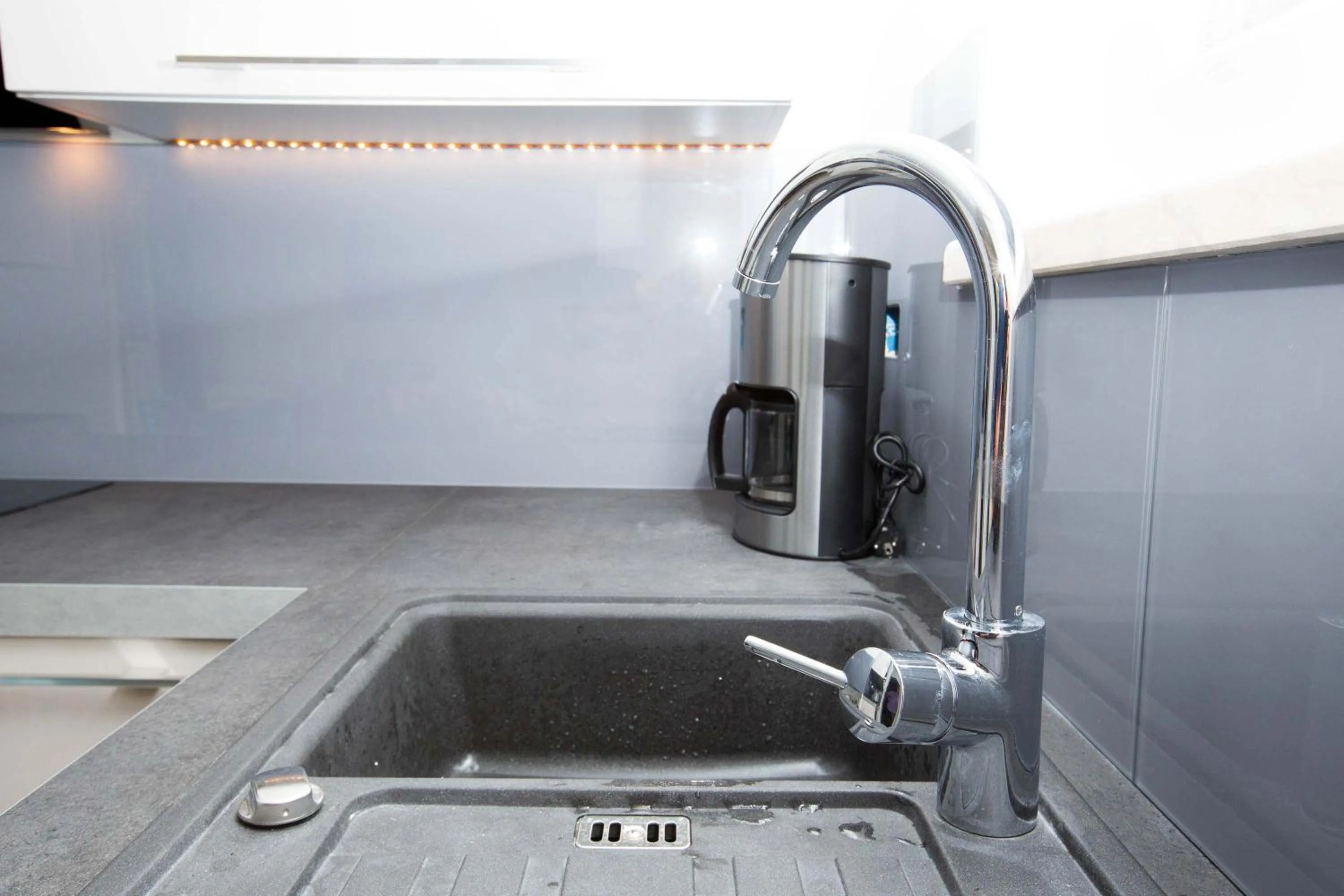 Kitchen or kitchenette in Moderna Lapad