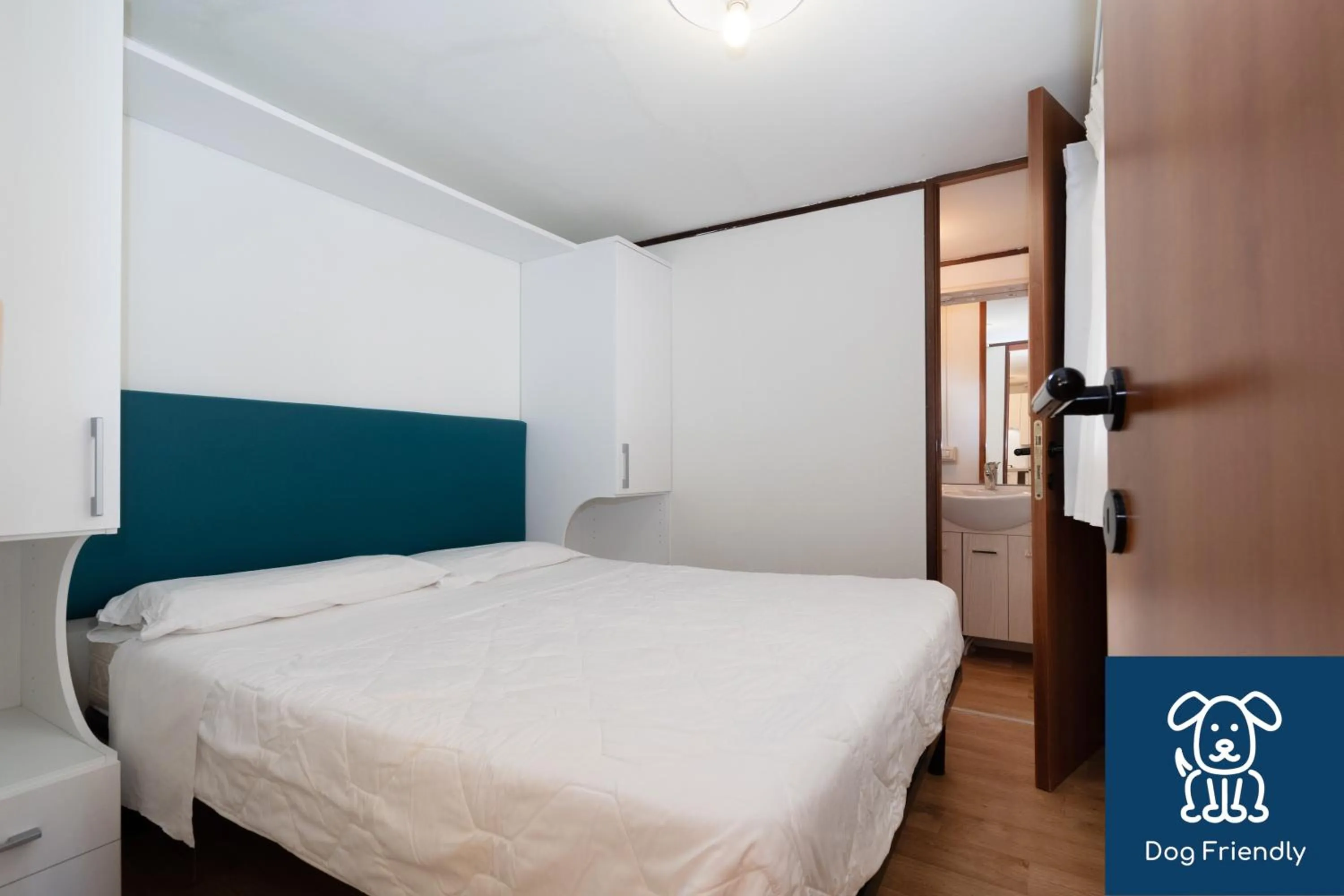 Bed in Club del Sole Spina Family Collection