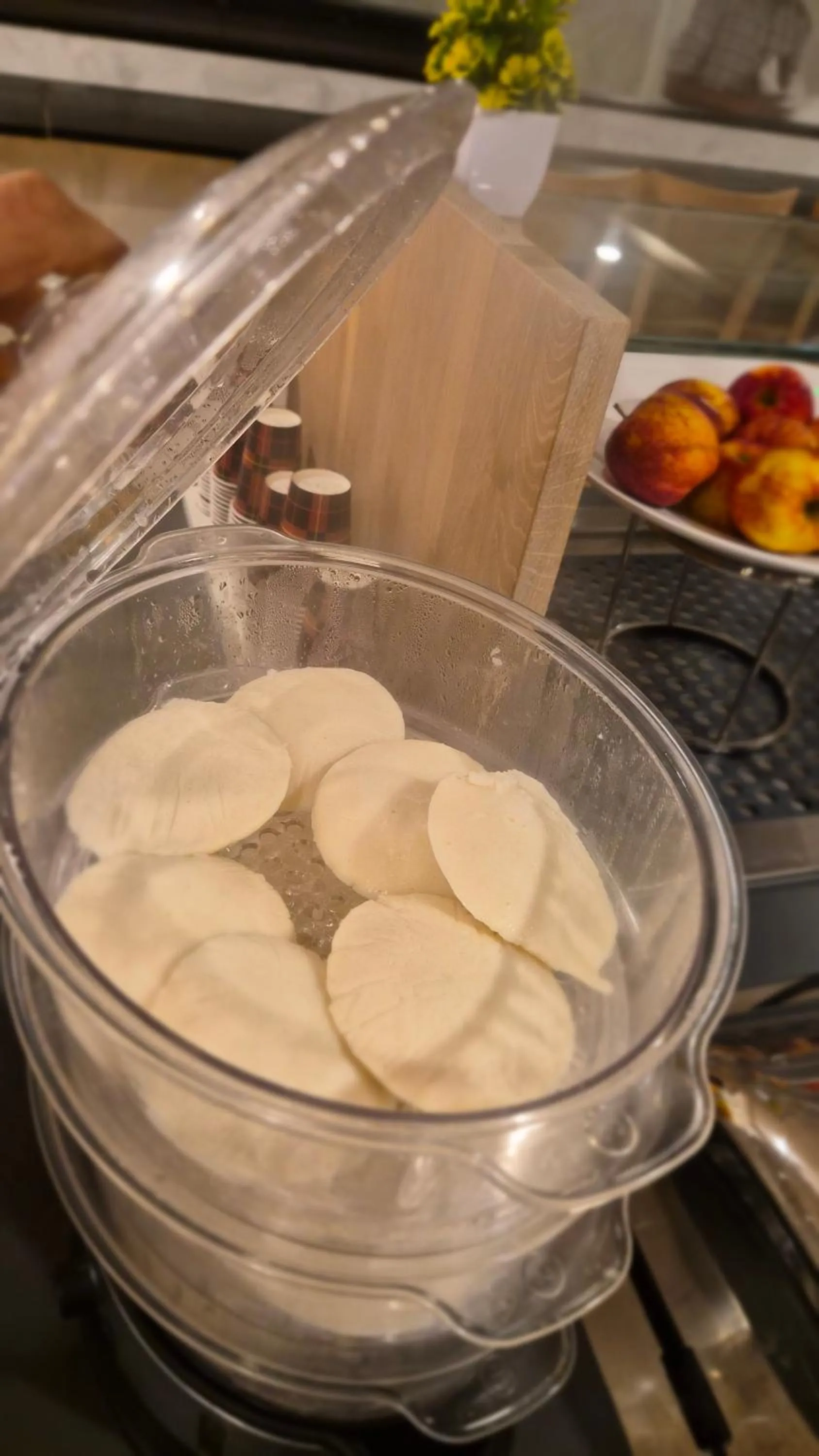 Rotterdam Teleport Hotel