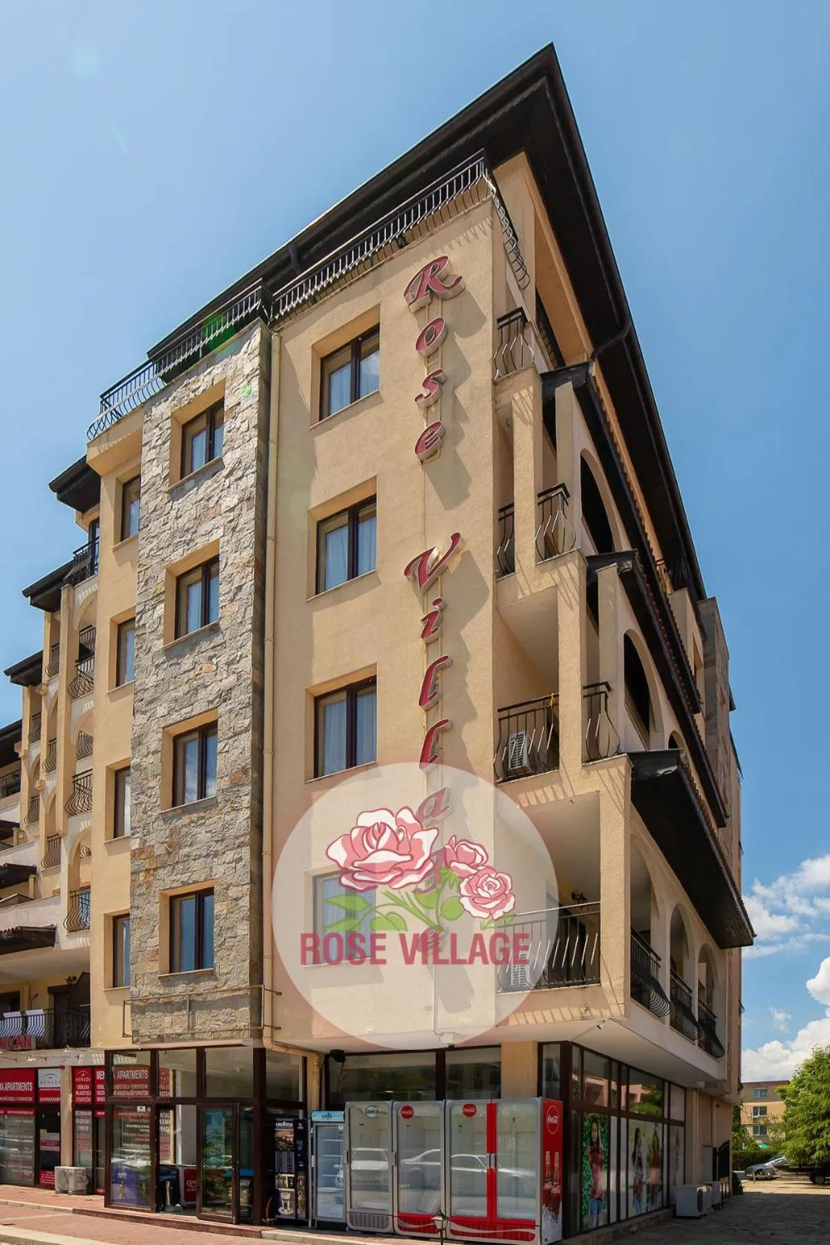 Property building in Apartment Tourist Complex Rose Village