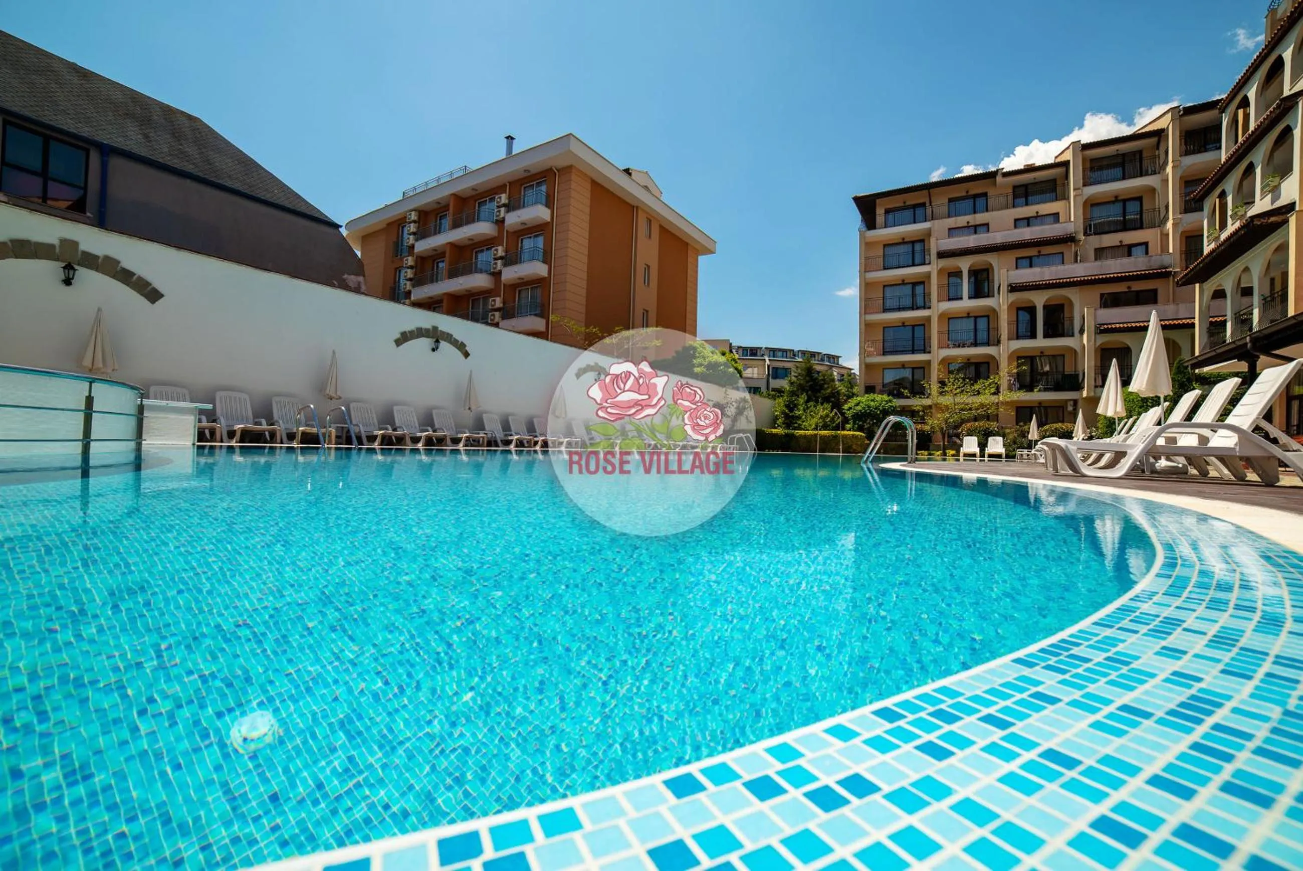 Day in Apartment Tourist Complex Rose Village