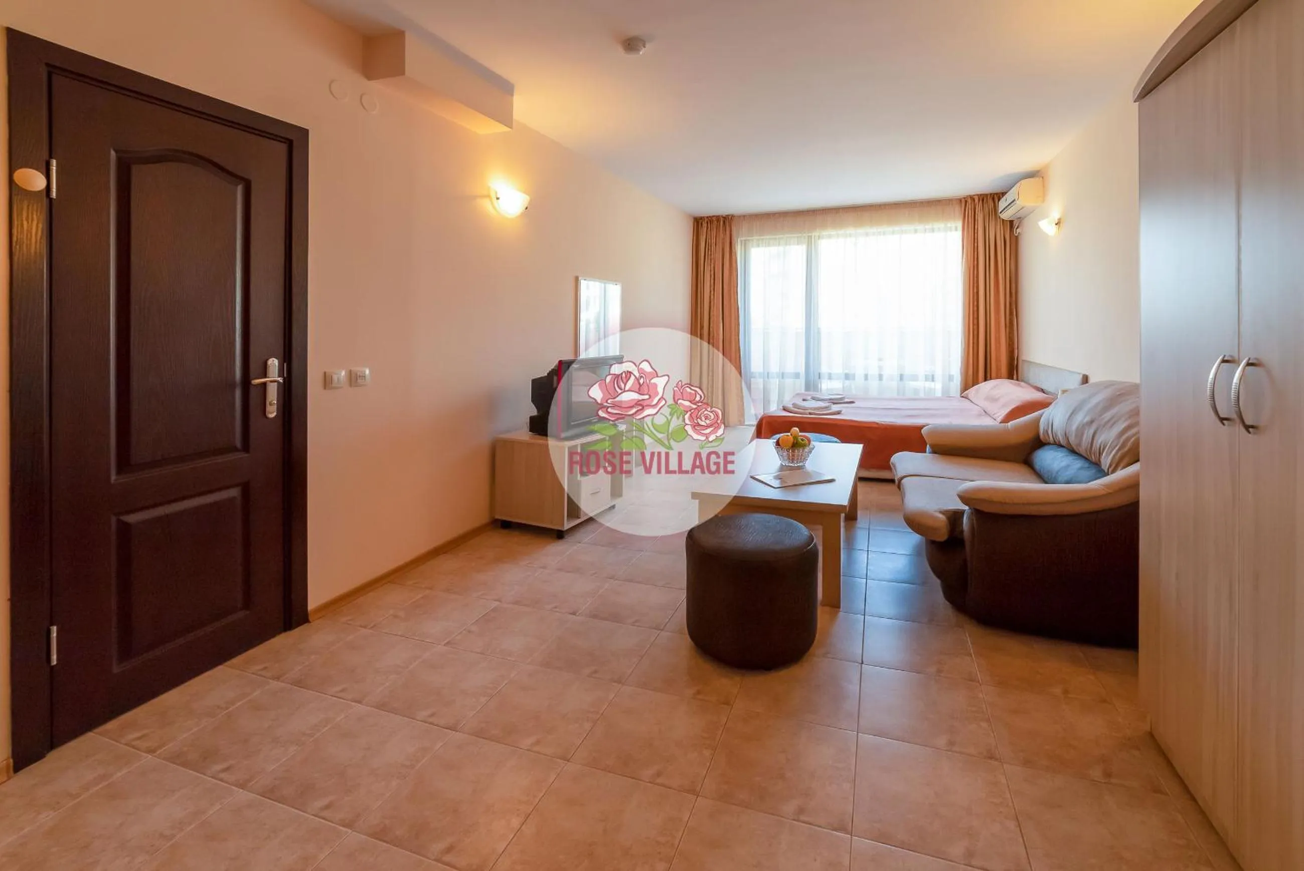 Bed in Apartment Tourist Complex Rose Village