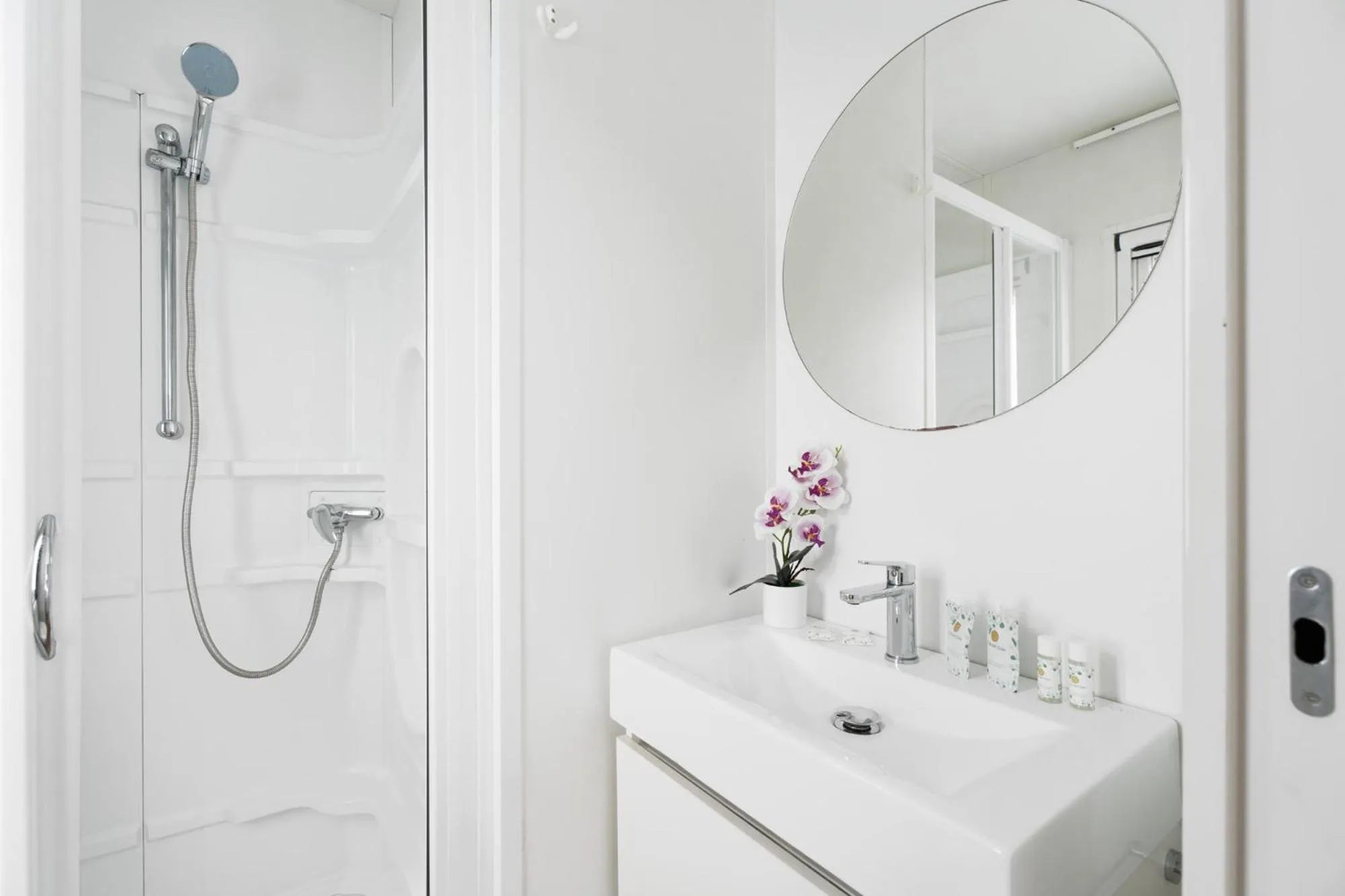 Bathroom in Club del Sole Vigna sul Mar Family Collection