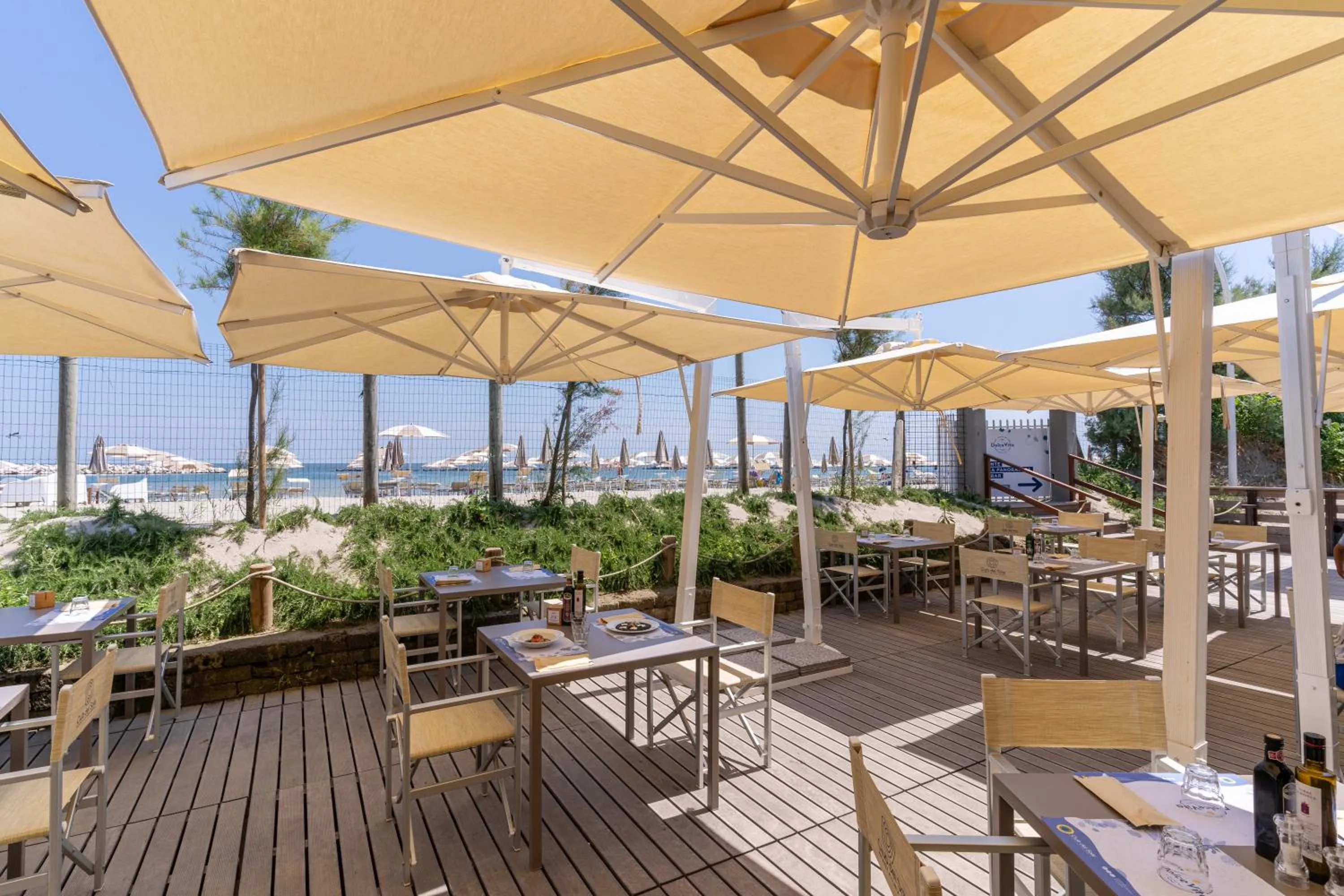 Restaurant/places to eat in Club del Sole Vigna sul Mar Family Collection